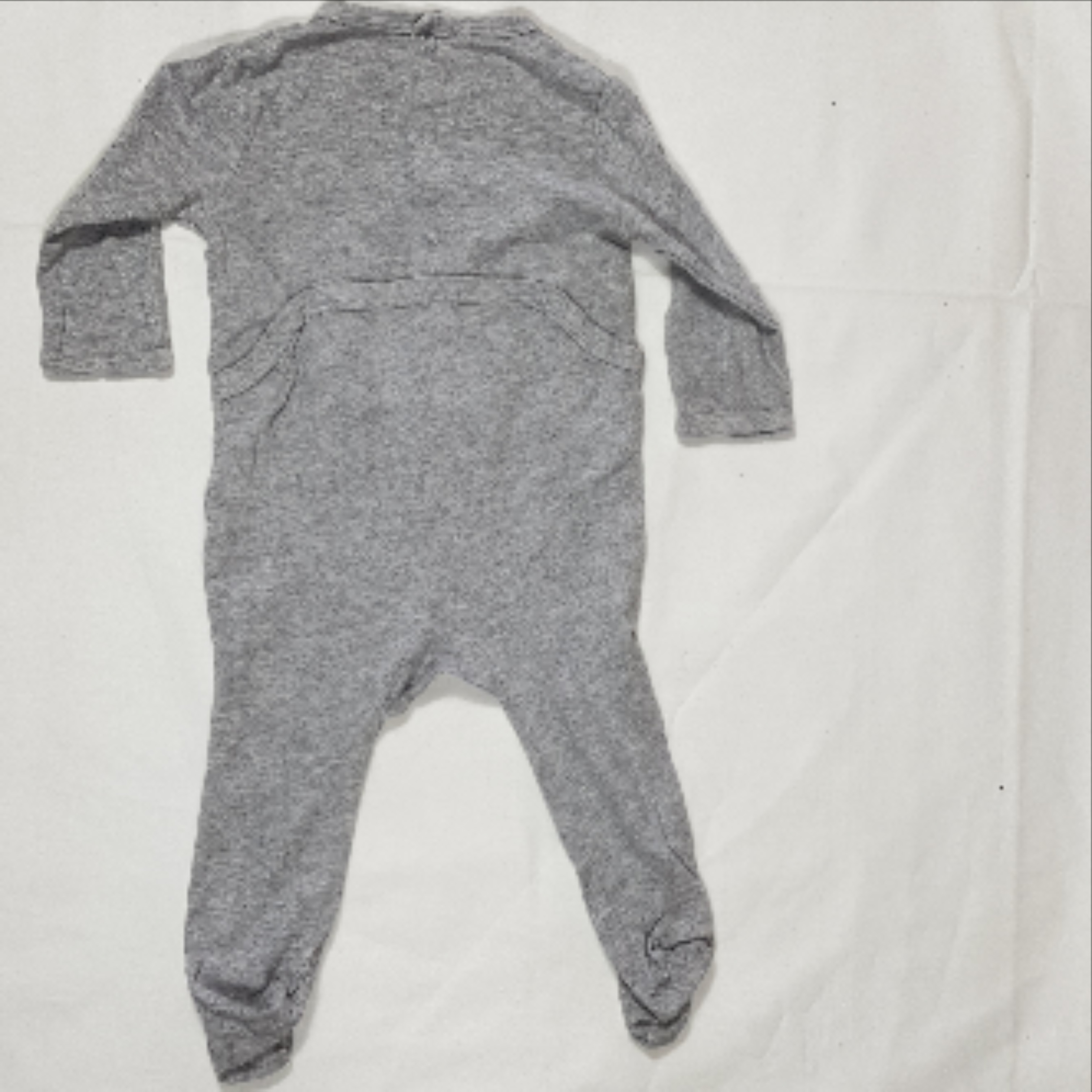 lot de deux pyjamas - Star Wars et Primark - 6 mois - Photo 1