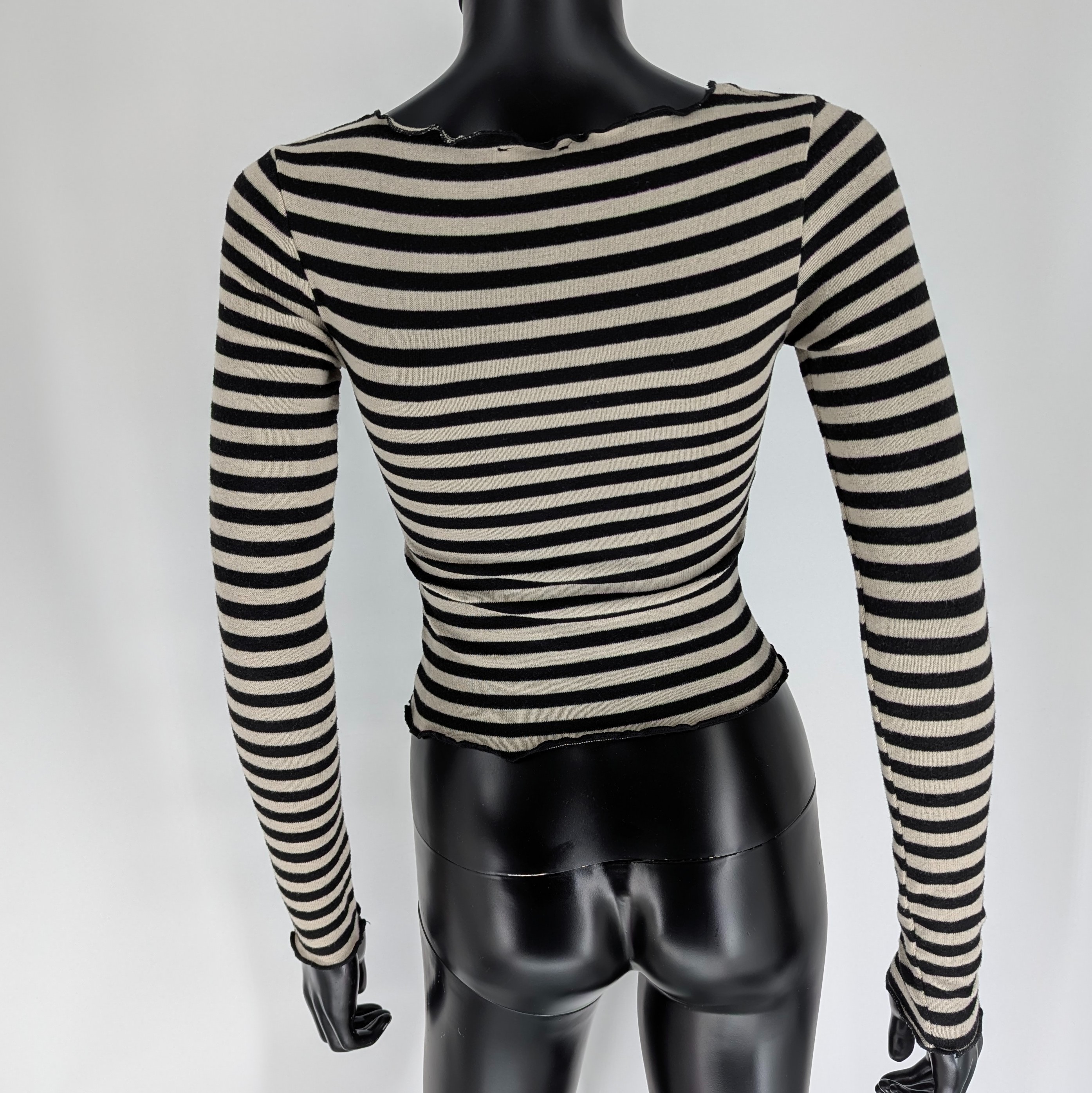 Pull fin PULL & BEAR - T. S - PACIFIC REPUBLIC - manches longues - court - écru rayé noir - Photo 2