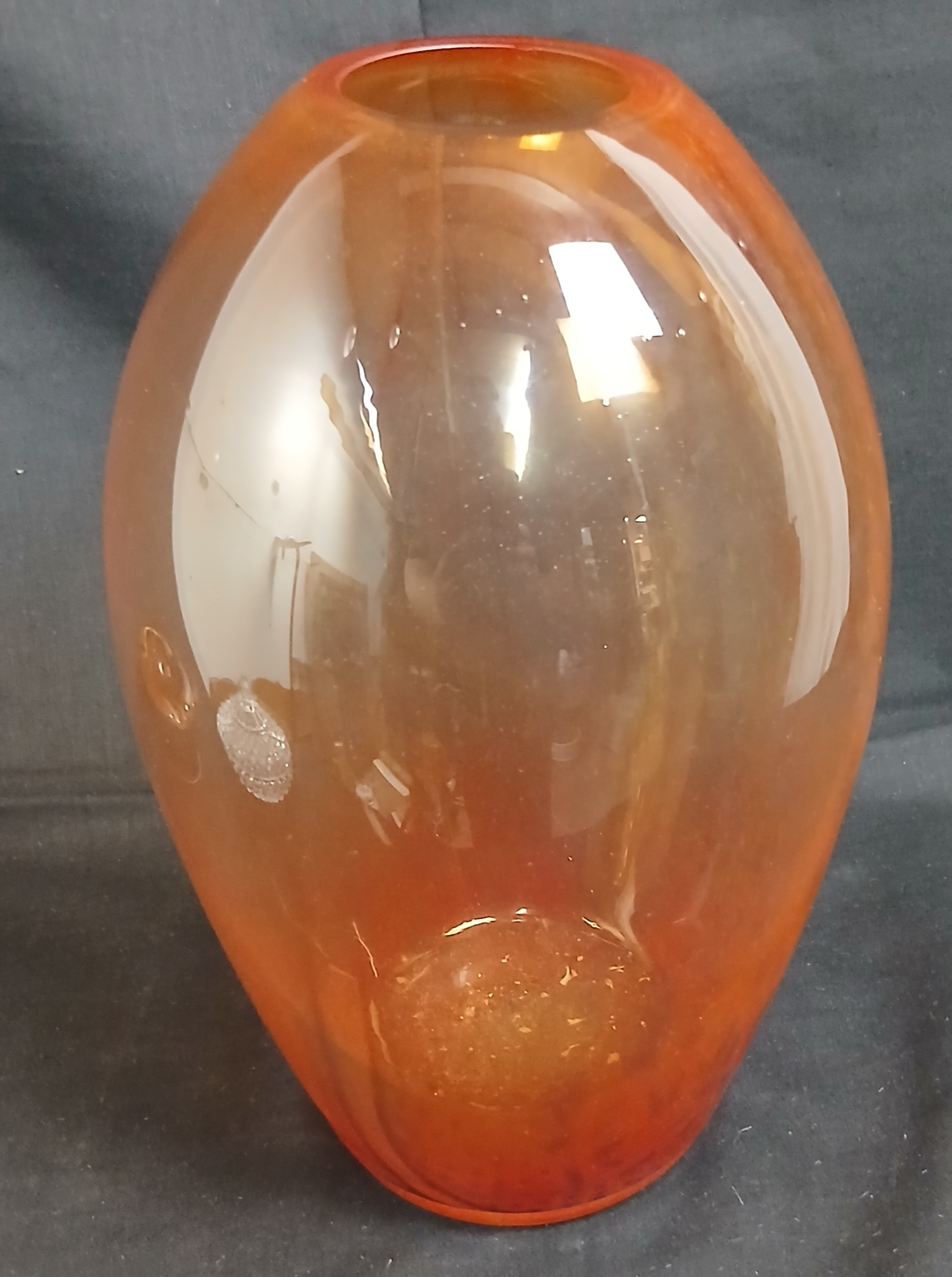 VASE ORANGE EN VERRE Bon état - Vue 4 - 