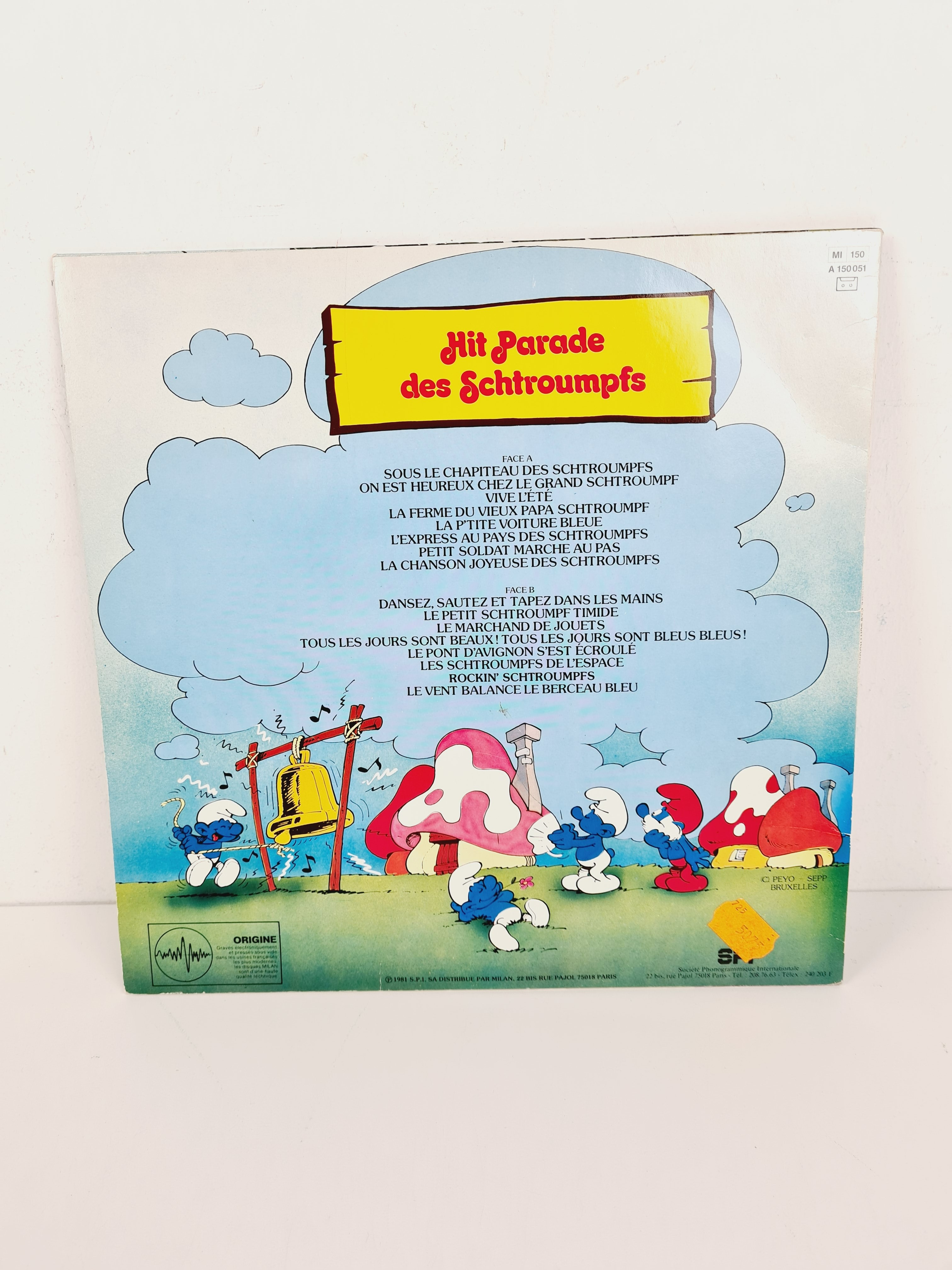 Voir photo 5 de Disque Vinyle Collection 1981 - Hit Parade des Schtroumpfs - Milan - 30x30 cm Disque Vinyle Collection 1981 - Hit Parade des Schtroumpfs - Milan - 30x30 cm Bon état - Vue 5 -