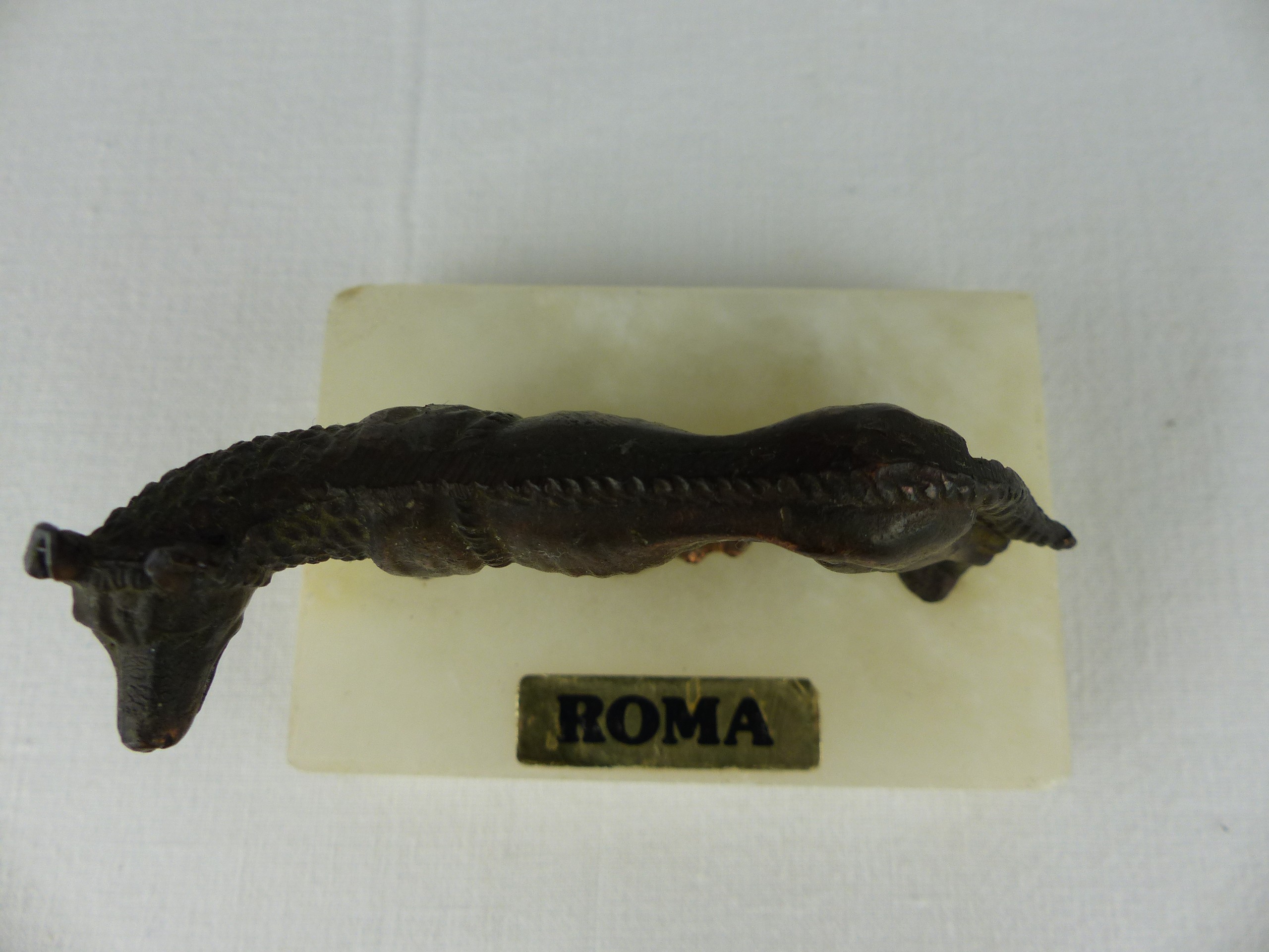 Statuette de La Louve, Rémus et Romulus, bronze et marbre, 6 cm Bon état - Vue 6 - 