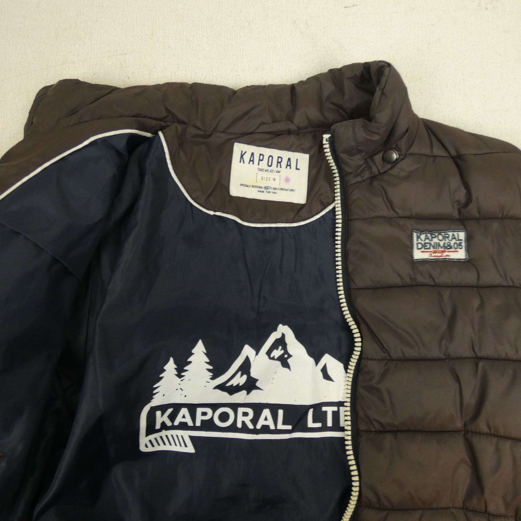 Doudoune Marron Kaporal - Taille 16a État correct - Vue 5 - 
