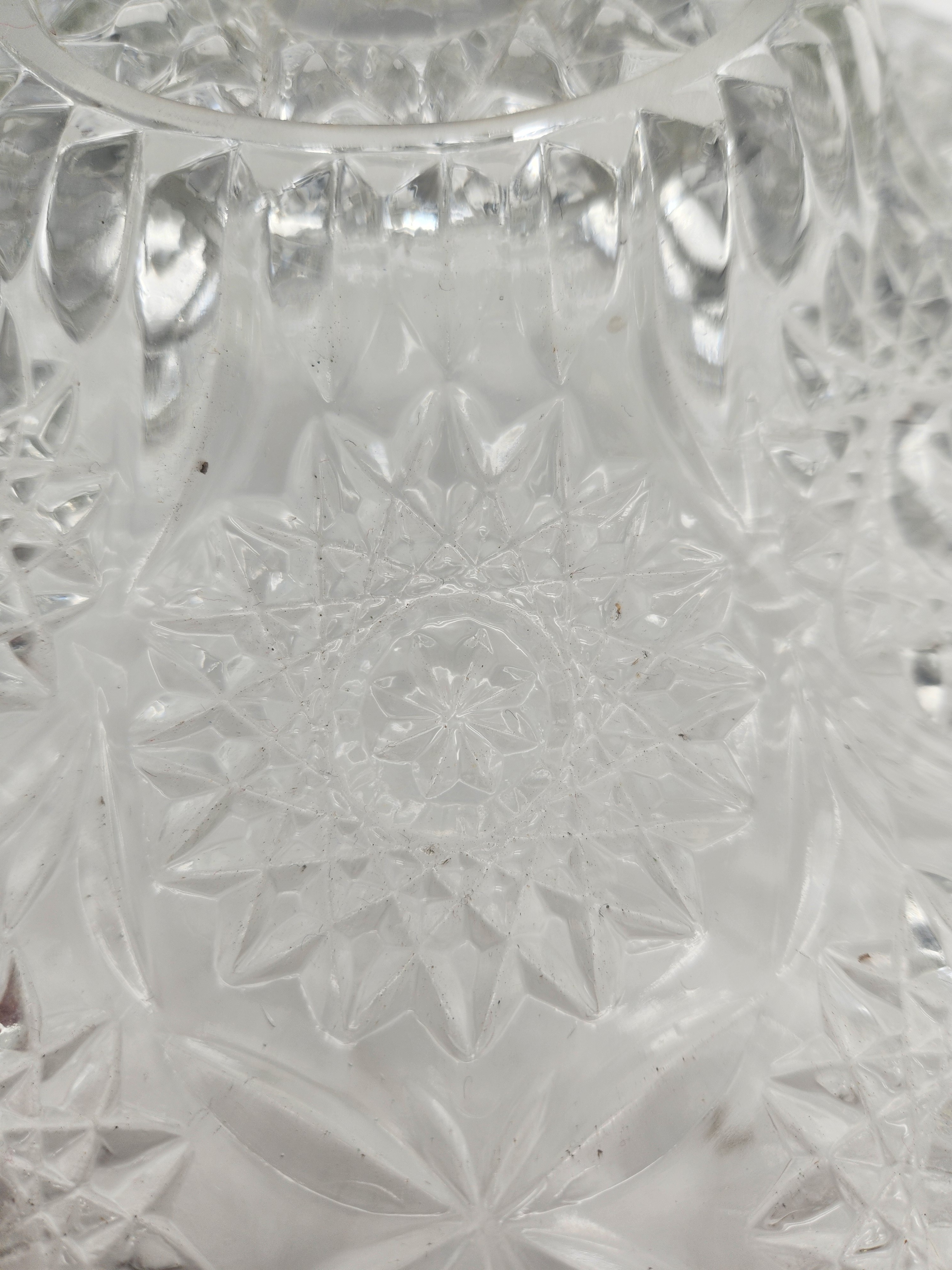 Voir photo 8 de Grande coupe à fruits en verre cristallin rétro Grande coupe à fruits en verre cristallin rétro Très bon état - Vue 8 -