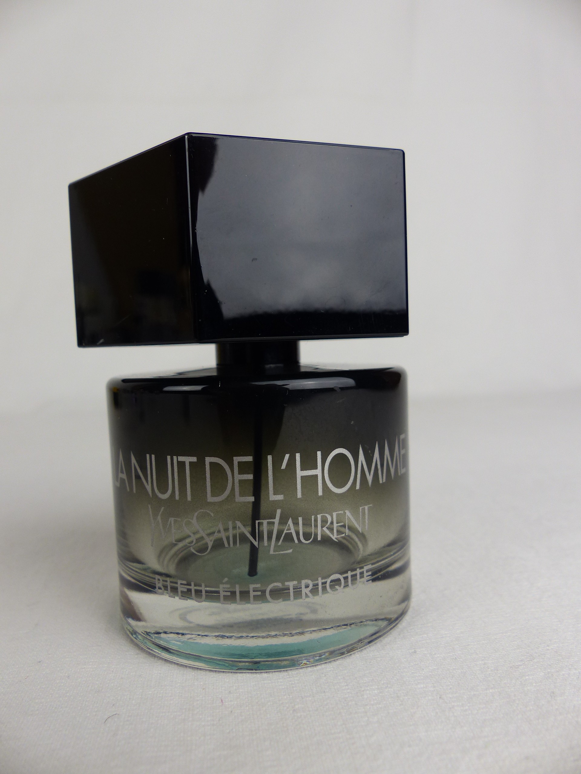 Gros lot de flacons de parfum vides ( Givenchy, Guerlain, Hermes, Dior..) - État correct - Photo 13