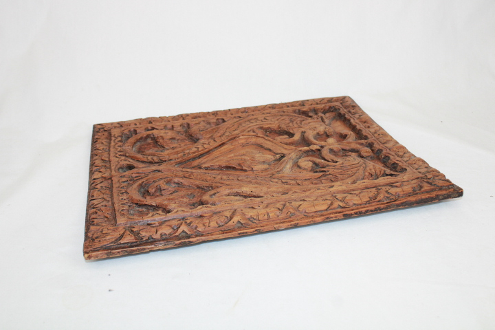 Ancienne planche de bois sculpté décorative - Photo 3