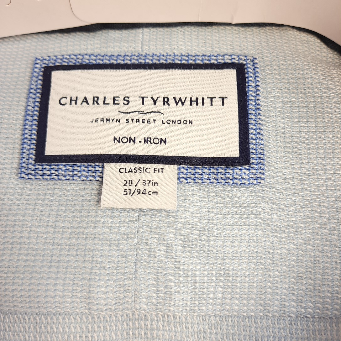 Voir photo 2 de Chemise Homme CharlesTYRWHITT état neuf T44 Chemise Homme CharlesTYRWHITT état neuf T44 Comme neuf - Vue 2 -