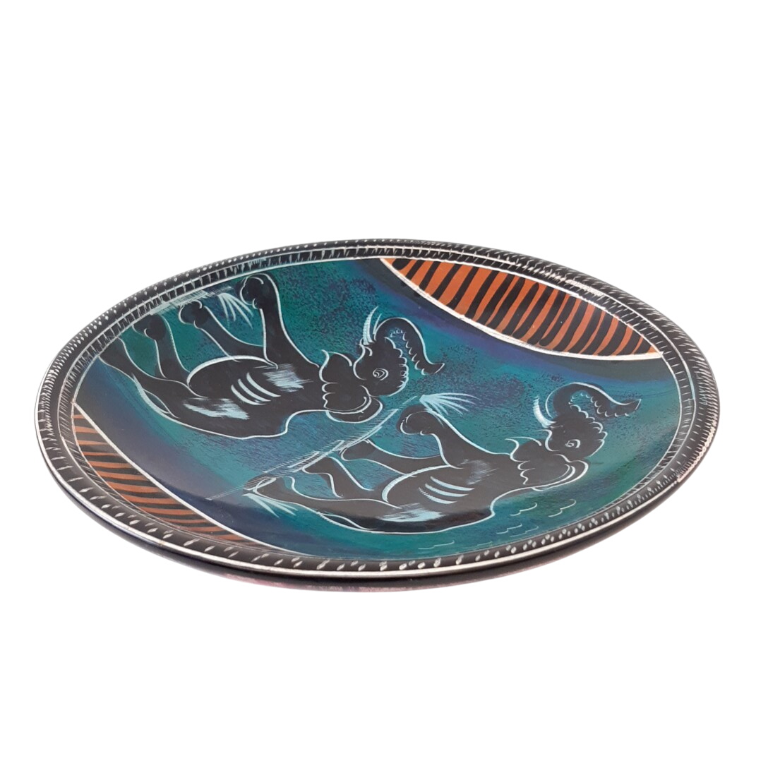 Assiette ronde décorative en bois motif éléphant - État correct sur Label Emmaüs