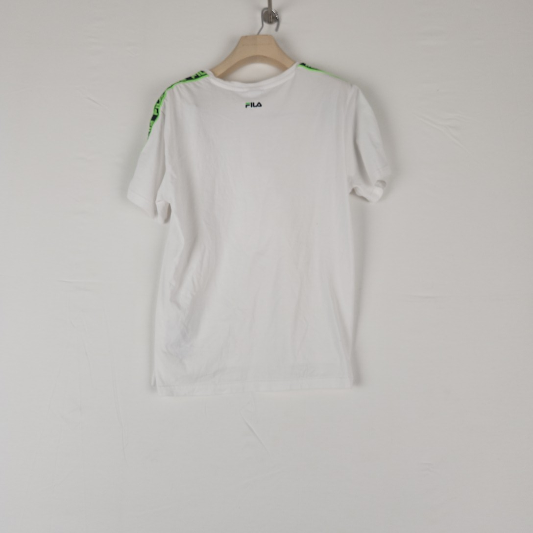Voir photo 3 de Fila - t-shirt blanc en coton - Taille S – mesures Carrure Poitrine 42 cm Longueur= 62 cm Fila - t-shirt blanc en coton - Taille S – mesures Carrure Poitrine 42 cm Longueur= 62 cm - Vue 3 -
