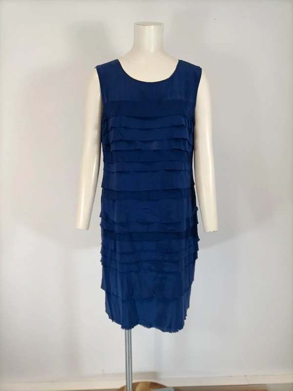 Robe Caroll bleu roi sans manches détails volants taille XL Très bon état -  reconditionné disponible sur Label Emmaüs
