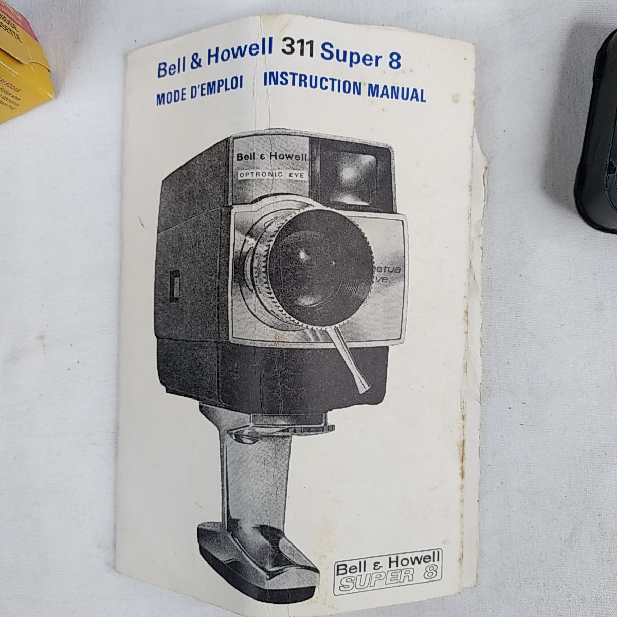 Voir photo 8 de Camera Bell and Howell Super Eight Camera Bell and Howell Super Eight Bon état - Vue 8 -