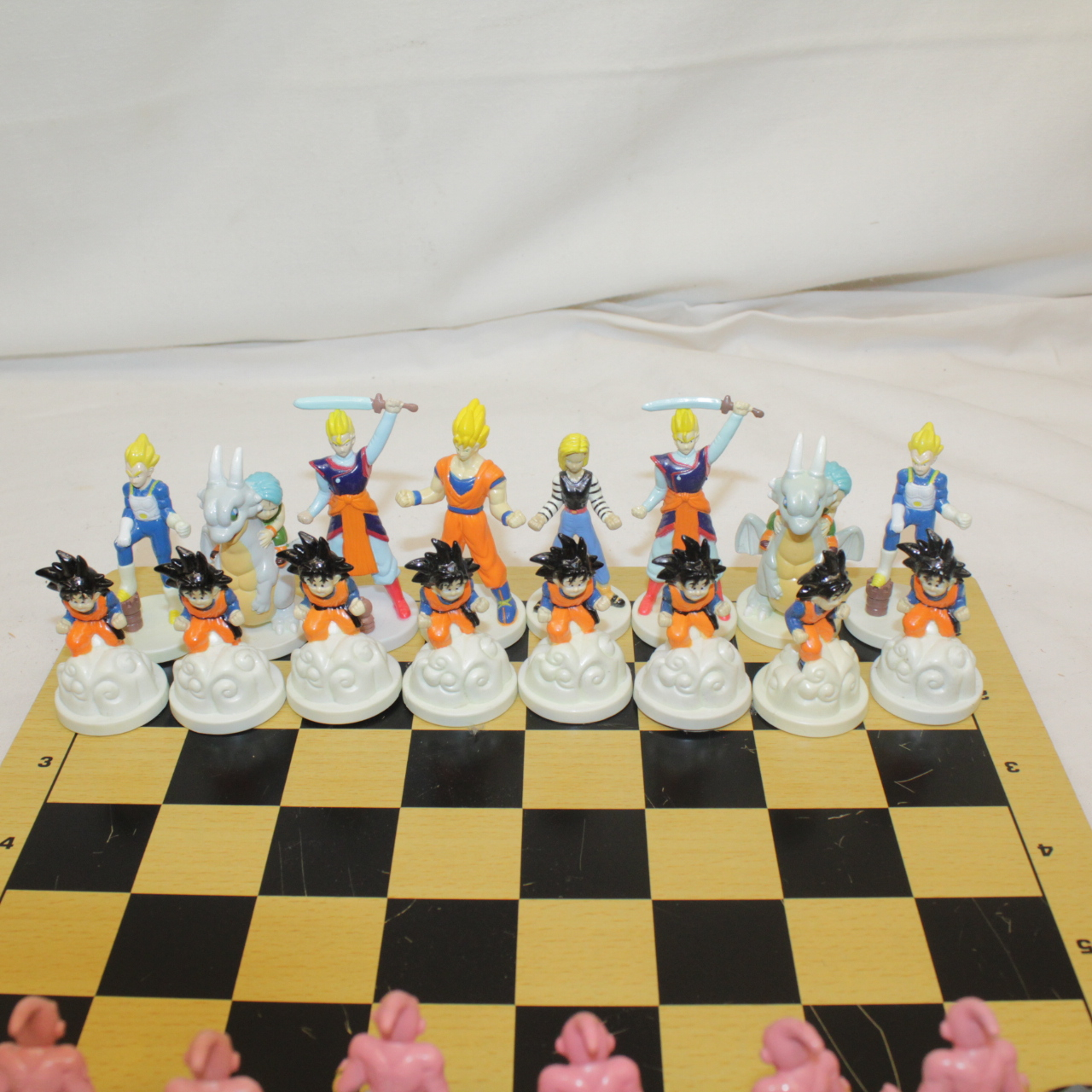 Figurine Dragon Ball Z jeu d echec Buu Atlas Figures Chess Agostini Boo