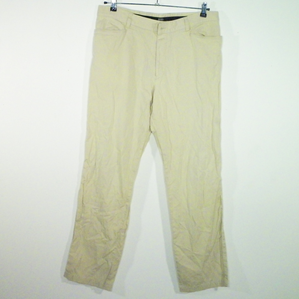 Pantalon Homme Ecru HUGO BOSS Taille Estimée 46. Bon état -  reconditionné disponible sur Label Emmaüs