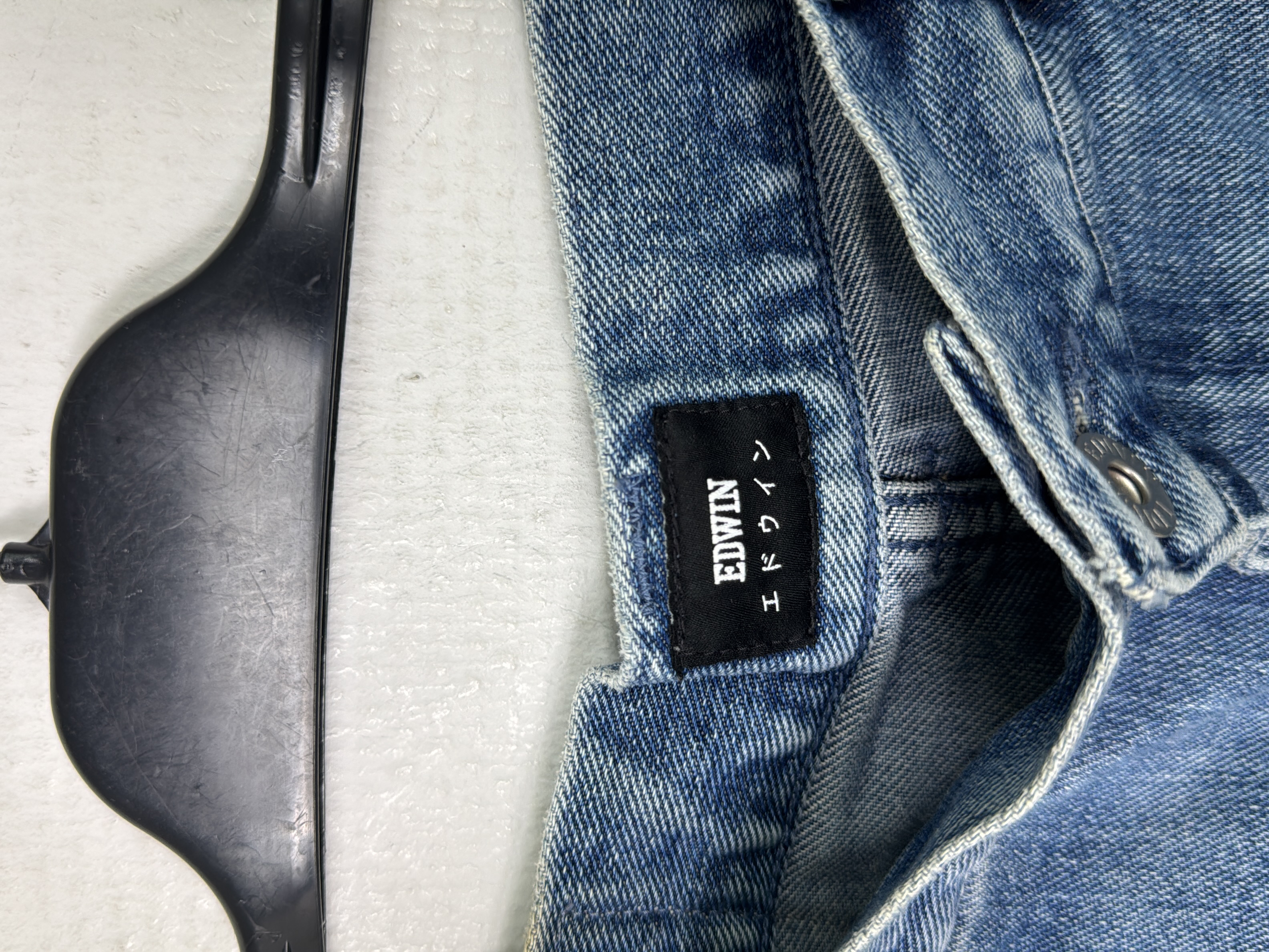 Pantalon Jean Edwin Taille unique Très bon état Très bon état - Vue 3 - 