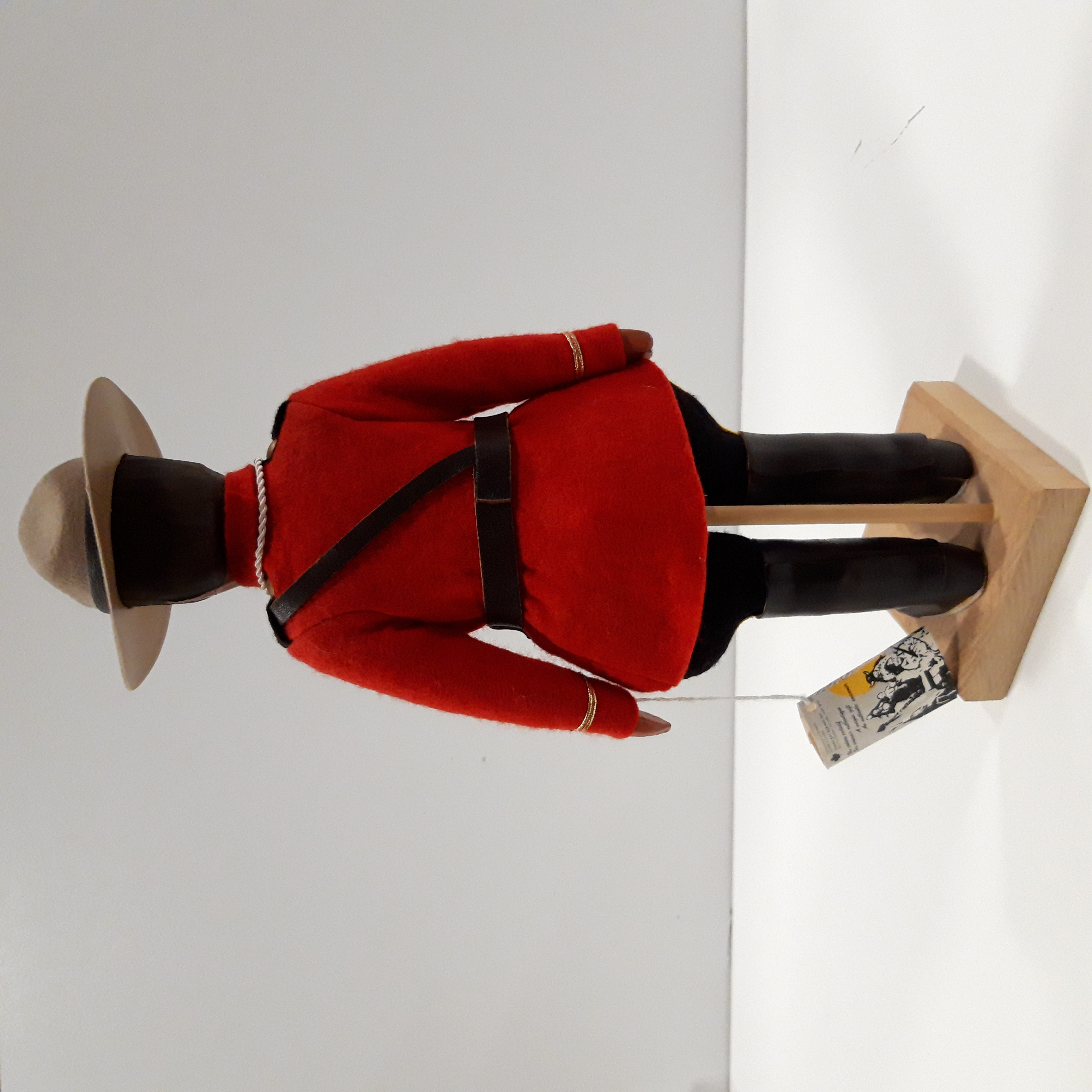 Figurine Militaire, par "Indien Art Eskimo"  Très bon état - Vue 4 - 