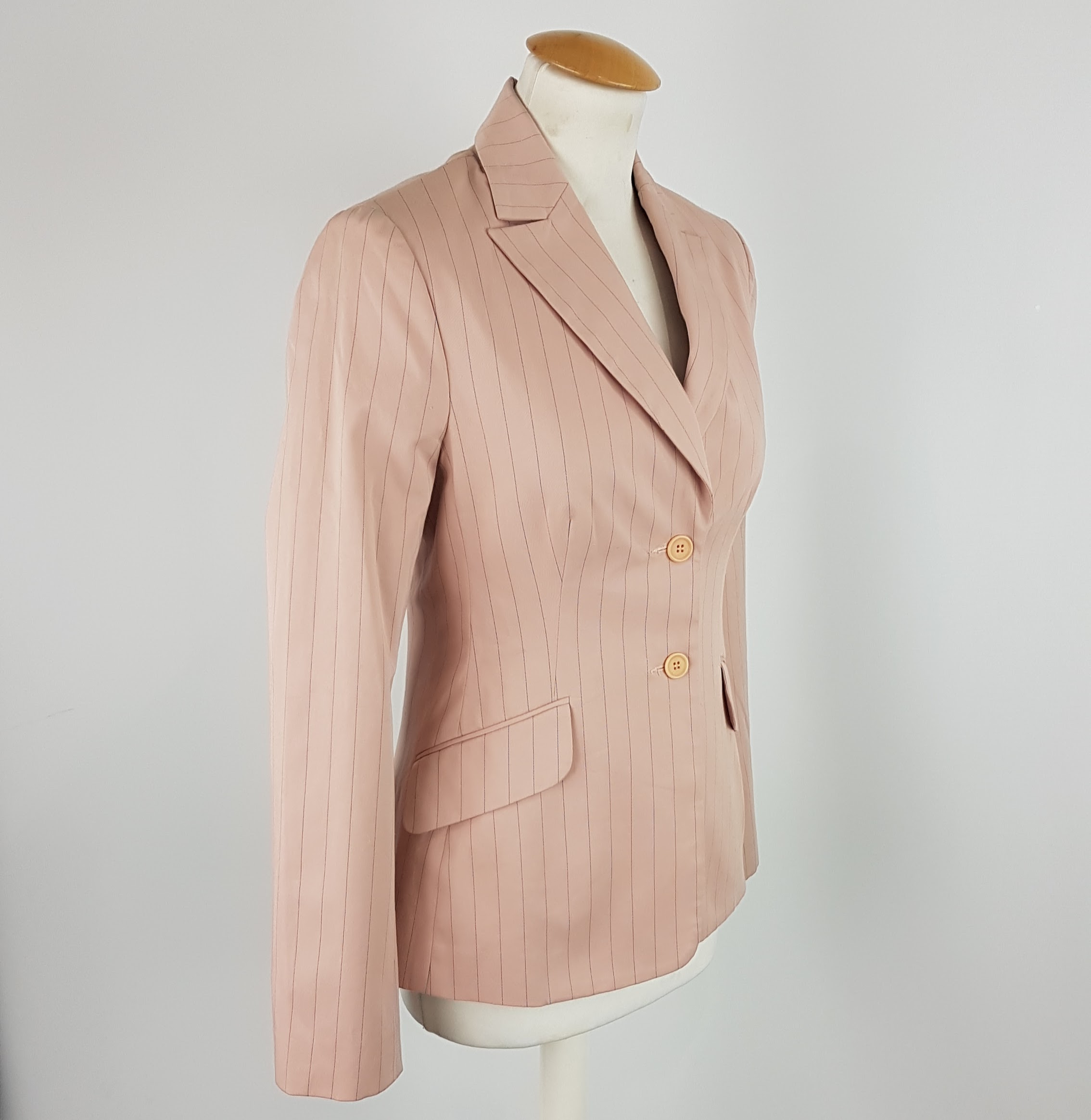 Voir photo 3 de Veste neuve avec étiquette - BCBG Max Azria - S Veste neuve avec étiquette - BCBG Max Azria - S Bon état - Vue 3 -
