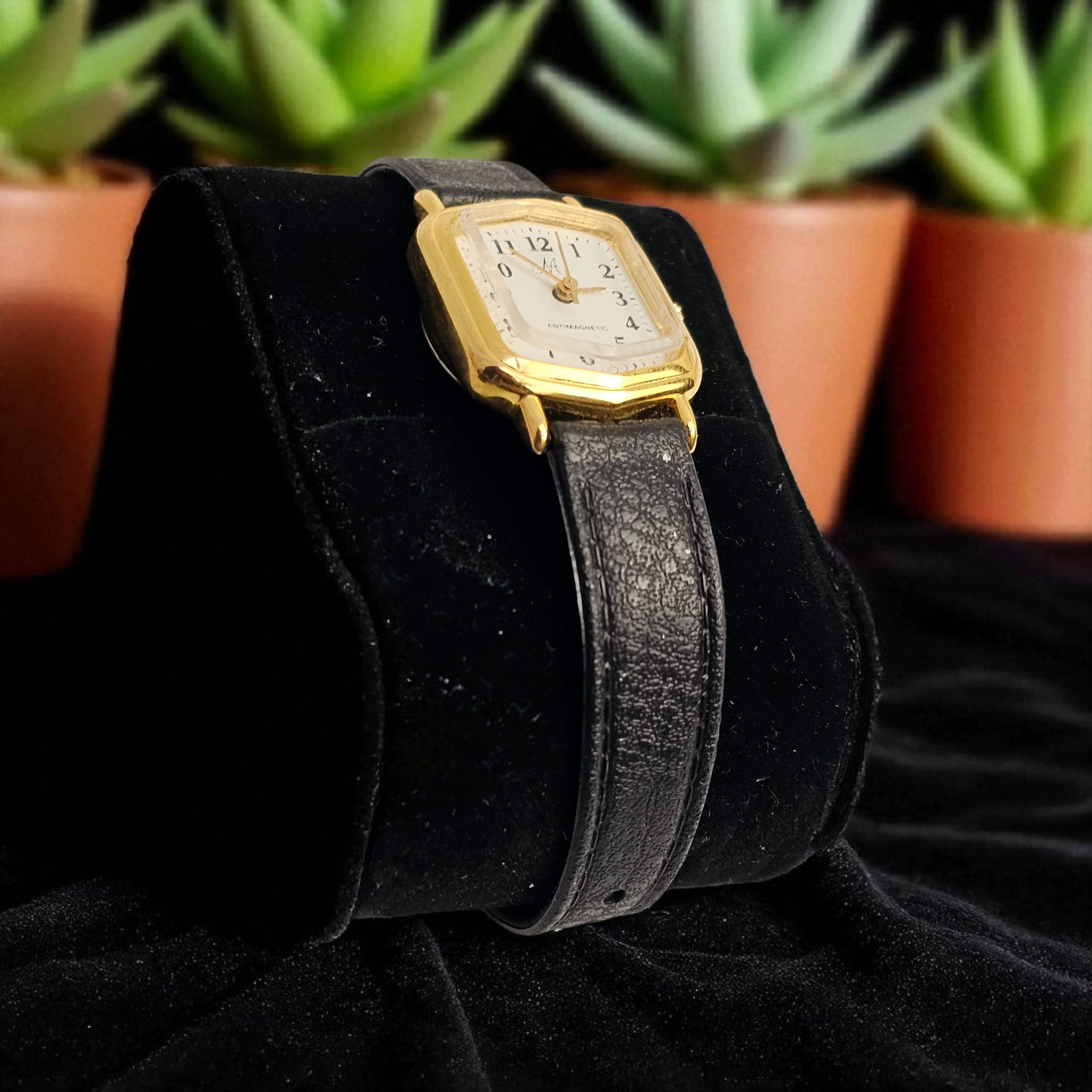 Montre Femme mécanique vintage 