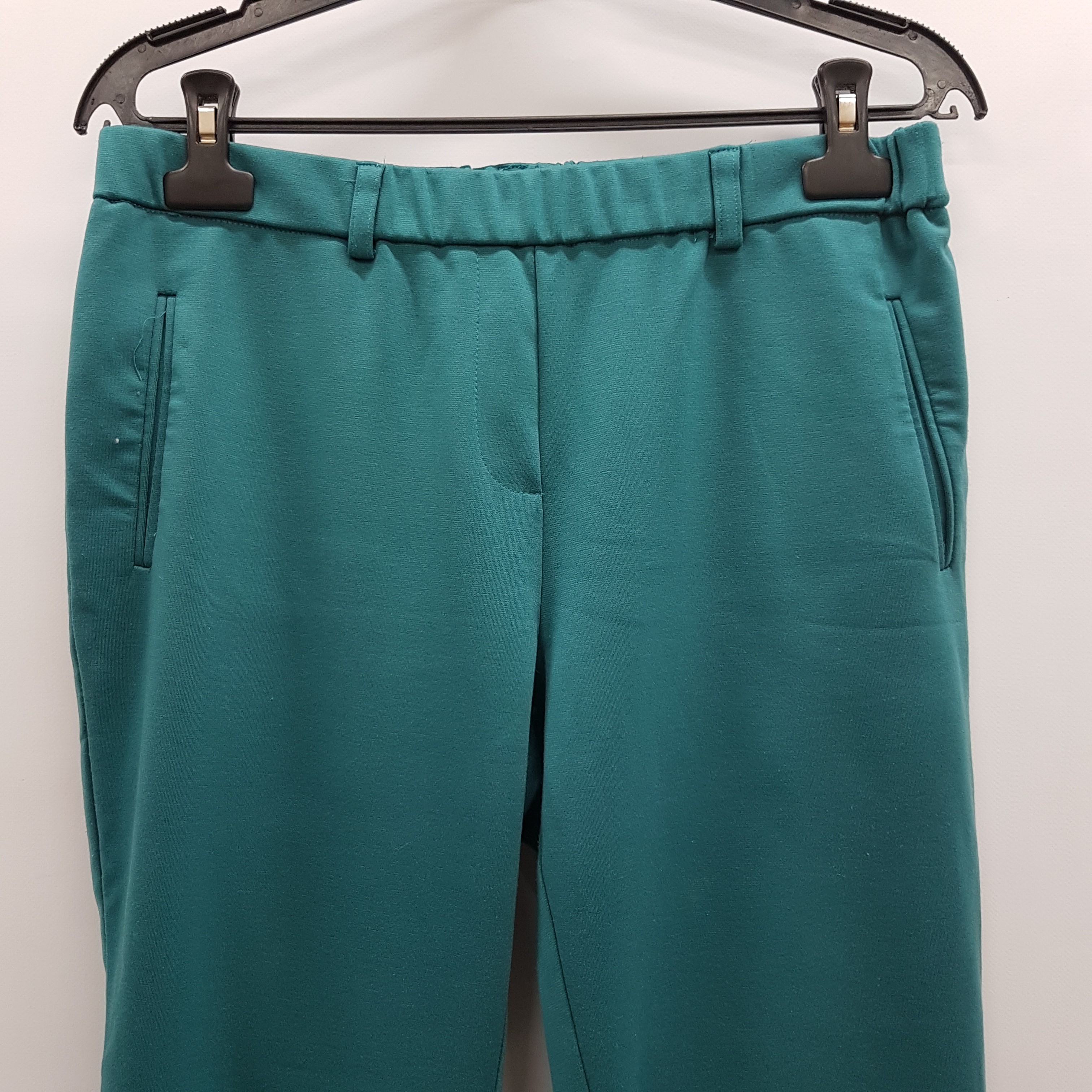 Voir photo 4 de Pantalon vert émeraude - DAMART - taille 42 Pantalon vert émeraude - DAMART - taille 42 Très bon état - Vue 4 -