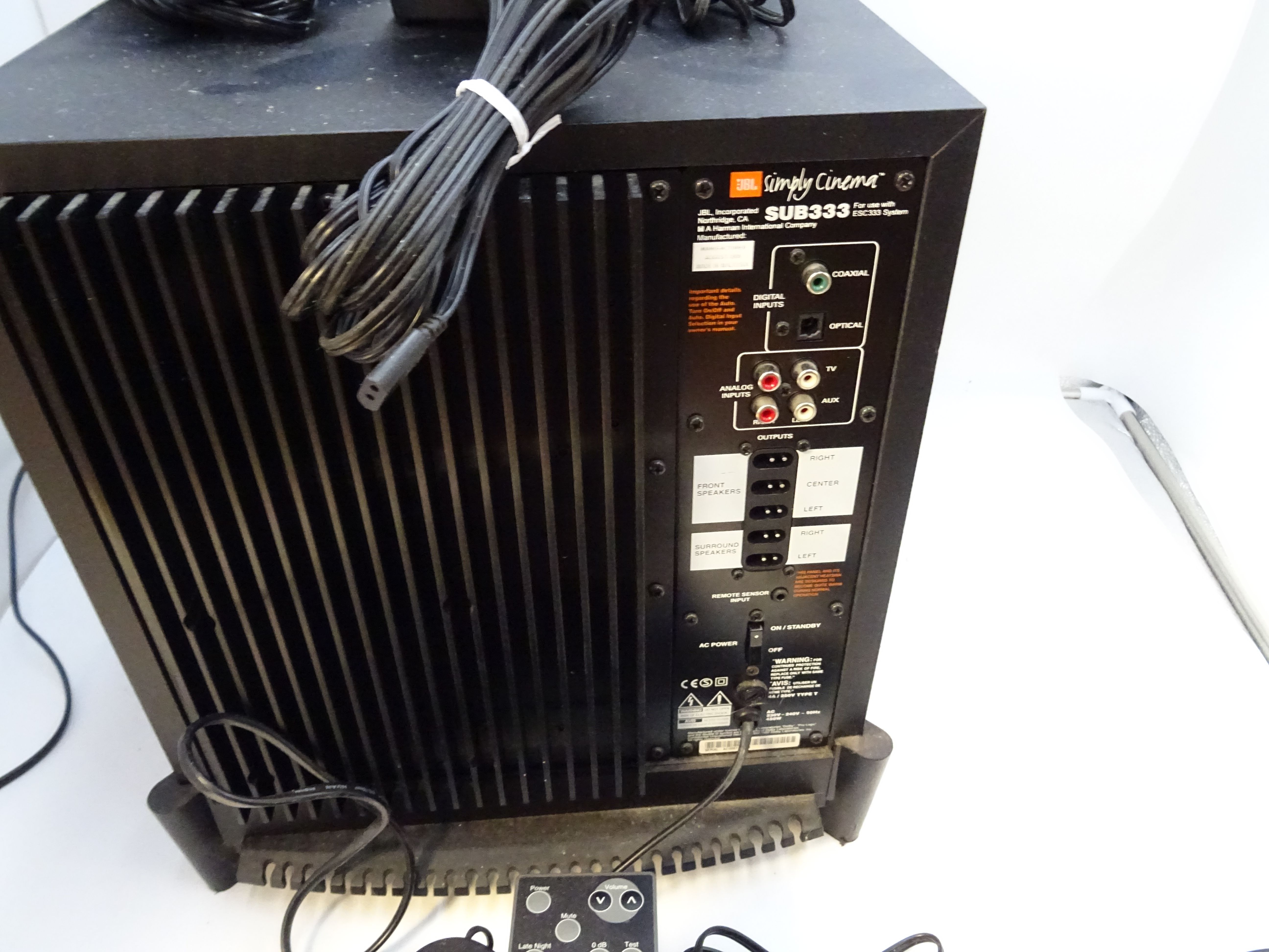 Système audio JBL simply cinema sub 333. Bon état - Vue 7 - 