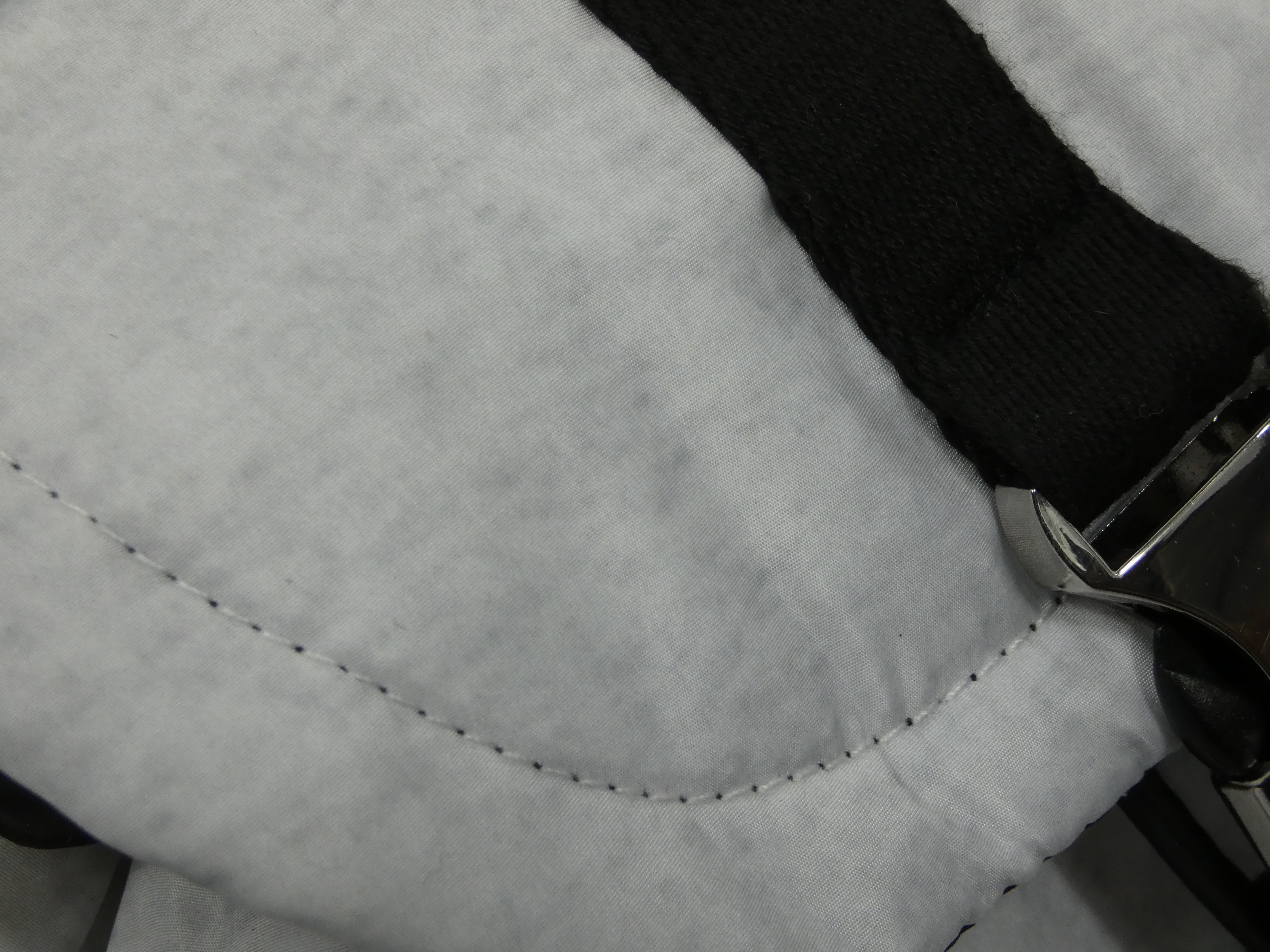 Ensemble sacoche et sac à dos Disney en tissu de chez Primark - Photo 5