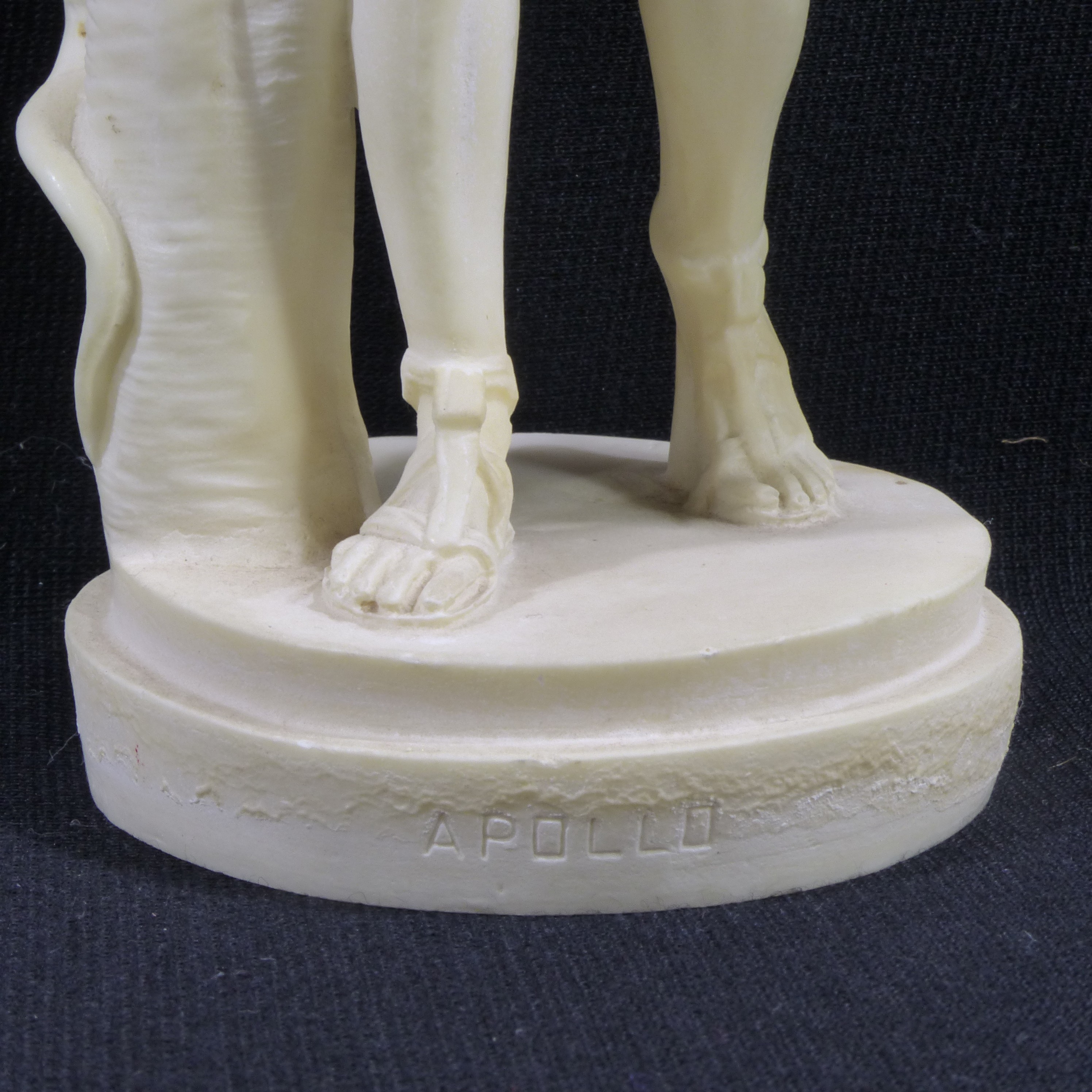Statuette 