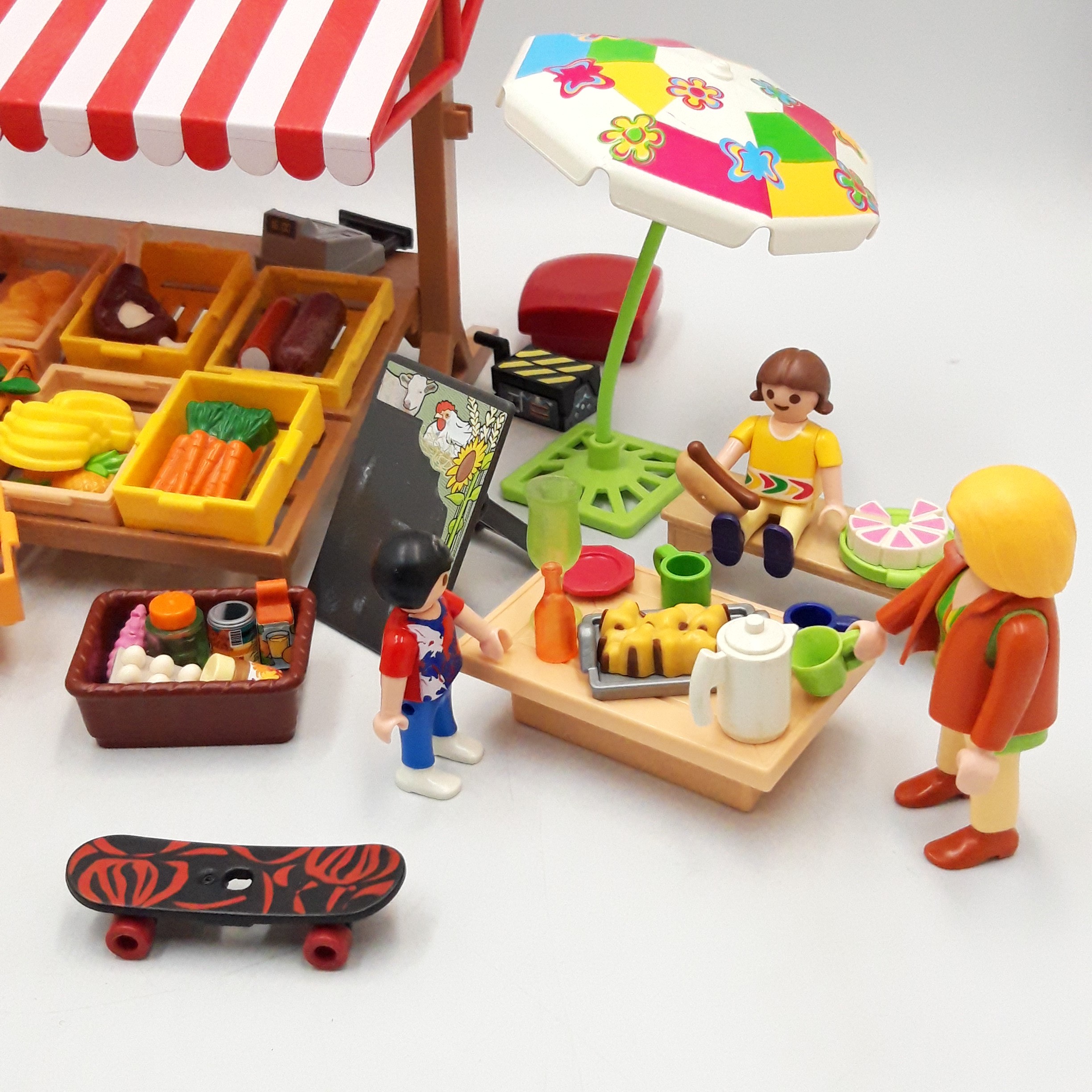 Playmobil référence 6121, 'Marchand avec stand de légumes' 64 pièces - Bon état - Photo 7