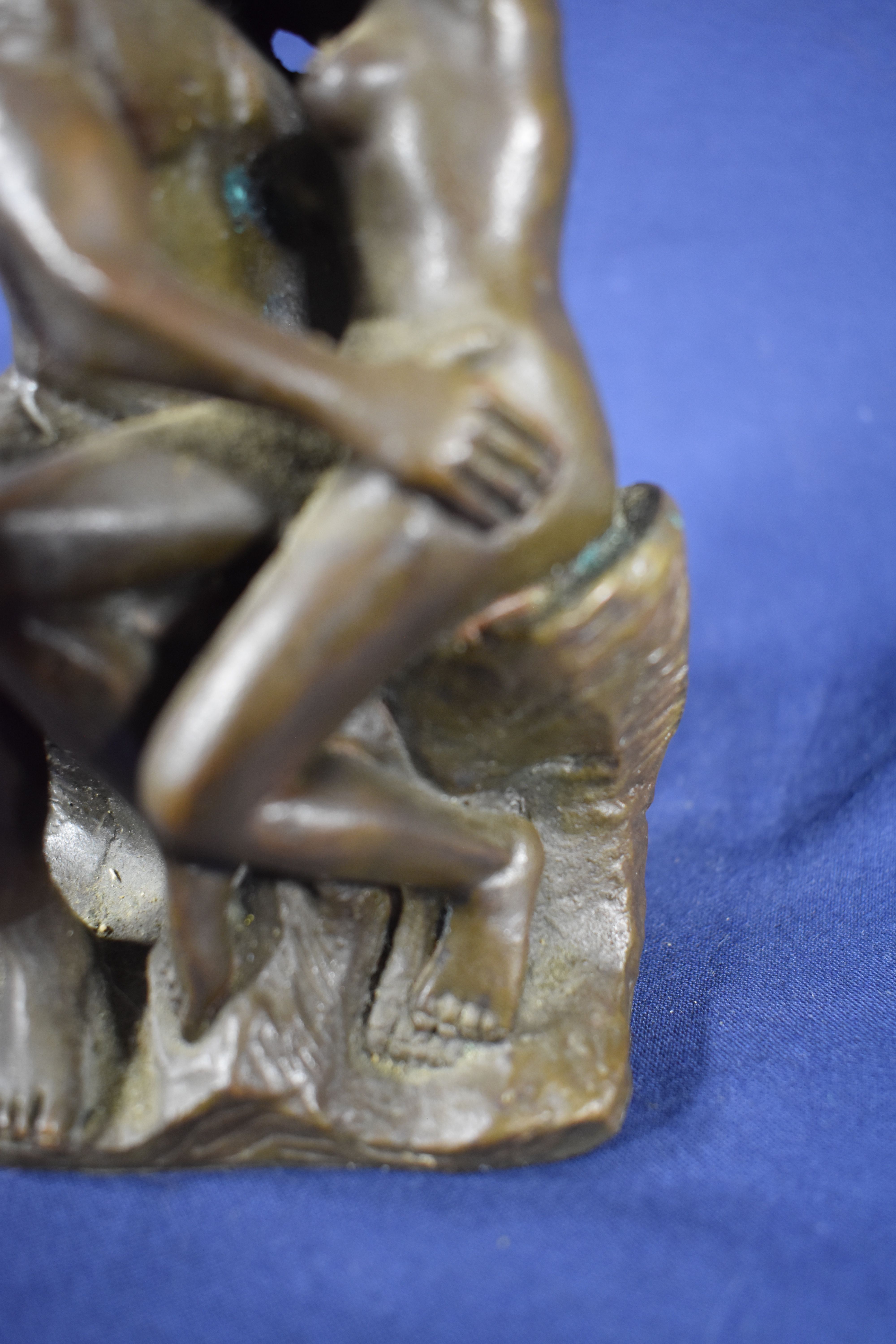 Sculpture en bronze "le baiser " de Rodin Très bon état - Vue 2 - 
