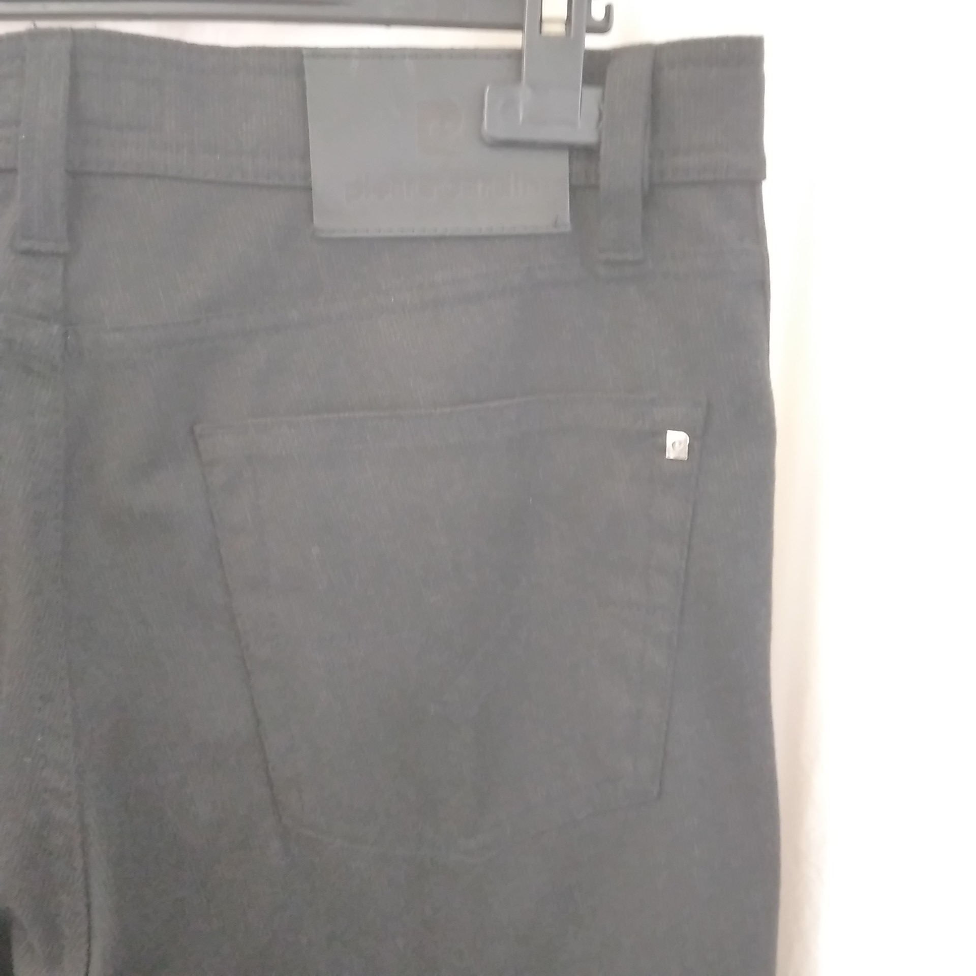 Voir photo 3 de Pantalon, Pierre Cardin - 44 Pantalon, Pierre Cardin - 44 - Vue 3 -