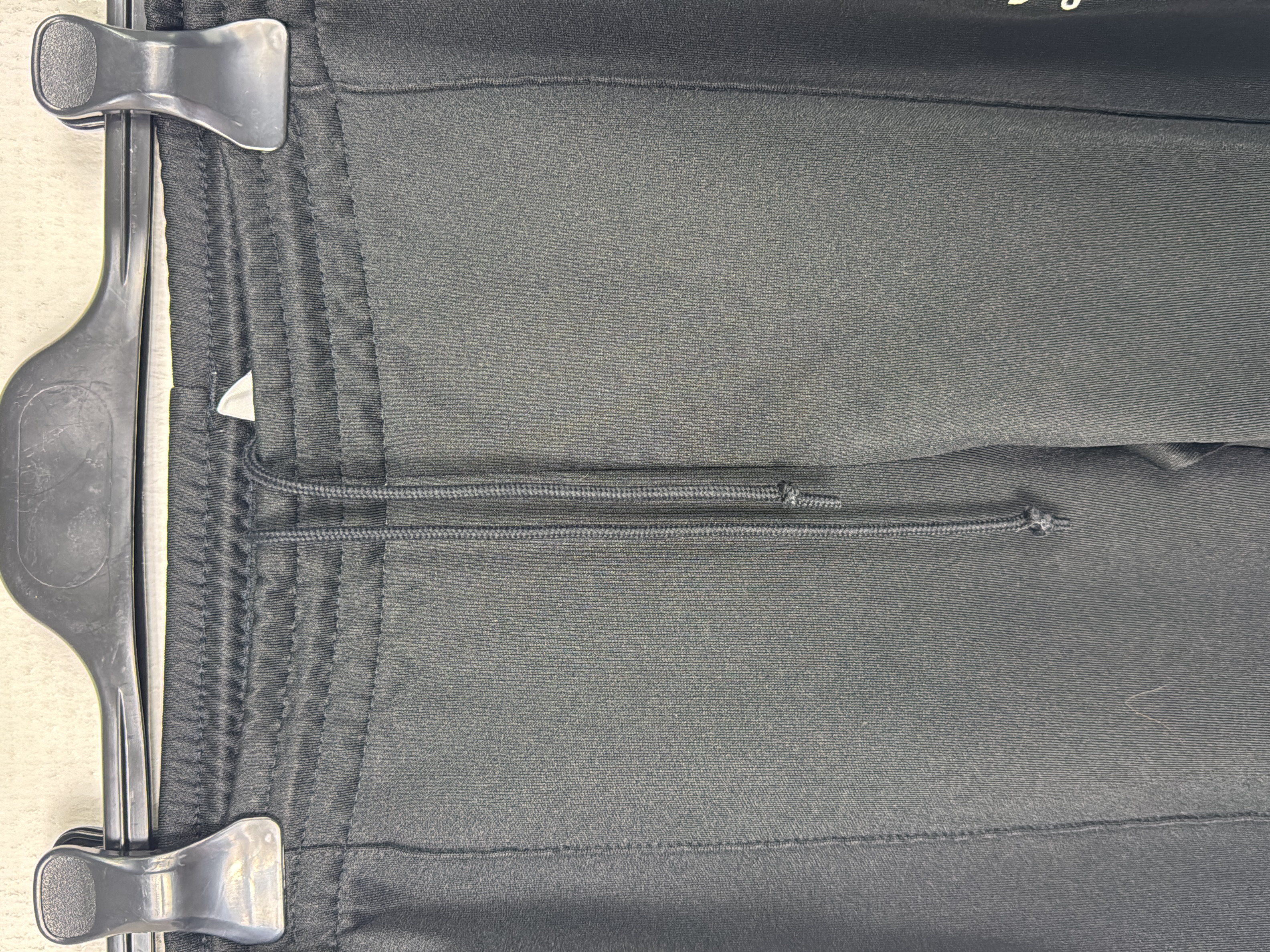Adidas pantalon de survêtement noir bandes blanches M Très bon état - Vue 3 - 