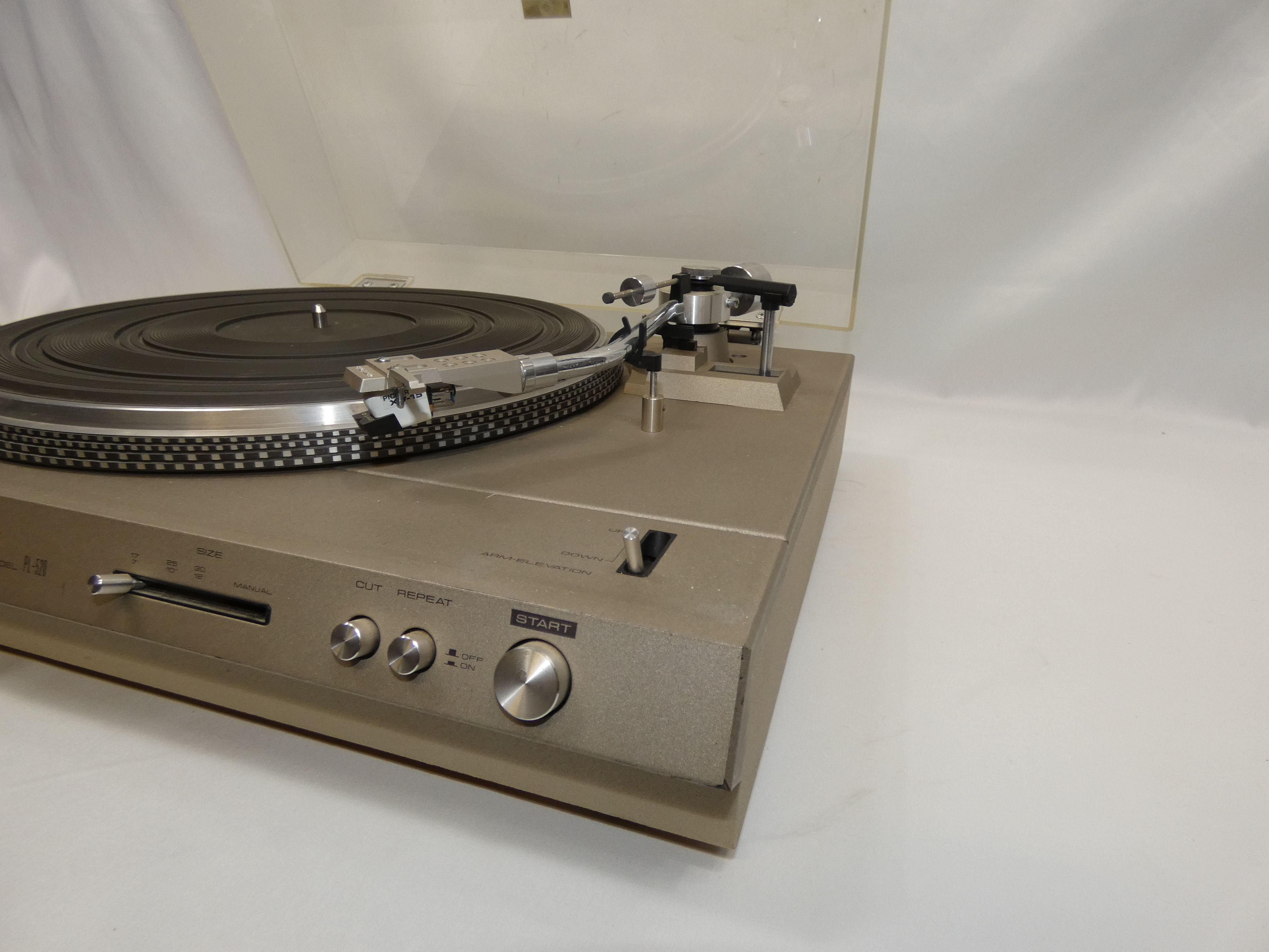 Platine vinyle amplifiée Philips D5520 - Photo, audio & vidéo