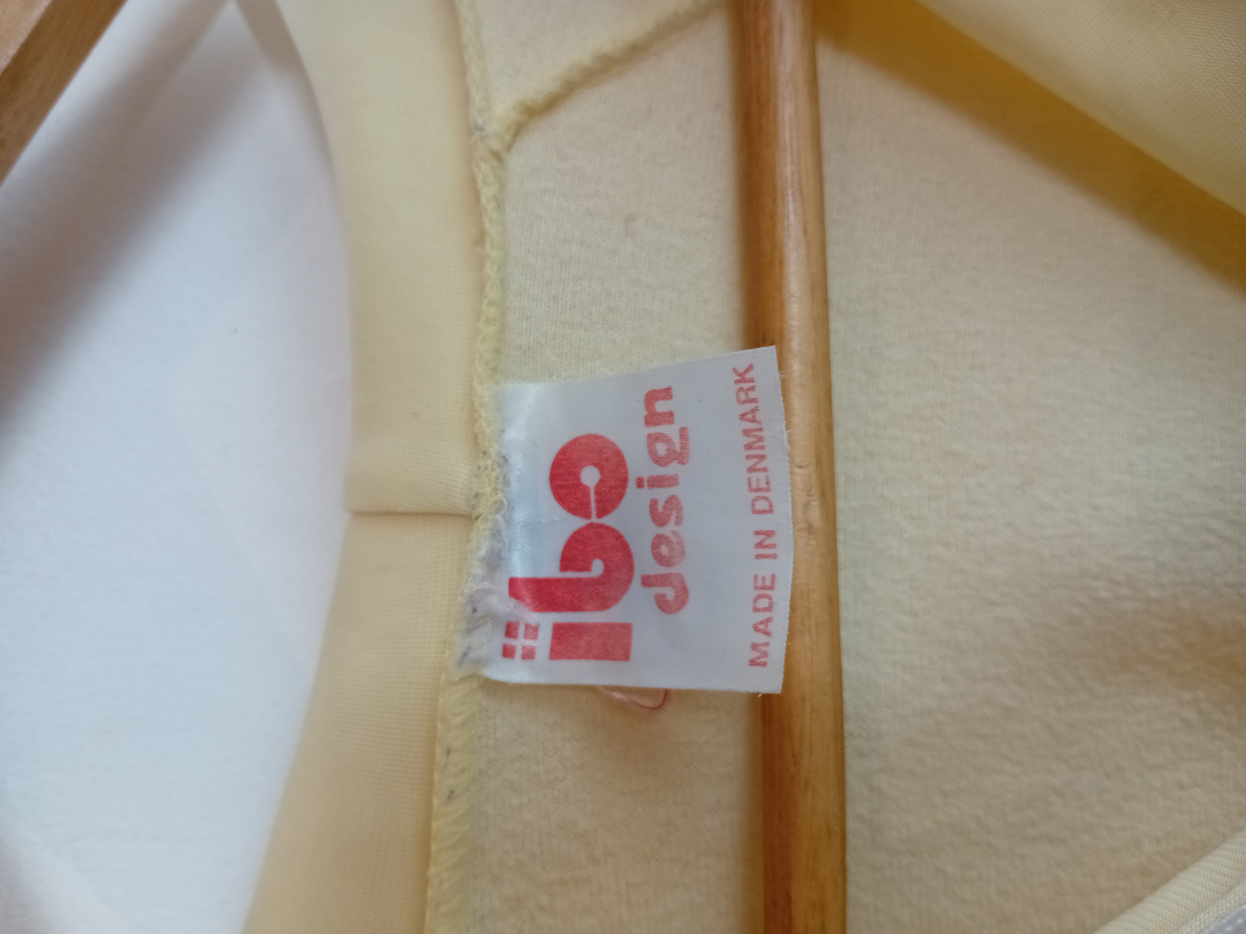 Voir photo 4 de Sweat À Capuche Vintage Ibo Design Jaune Pâle M (v3379) (V3379) Sweat À Capuche Vintage Ibo Design Jaune Pâle M (v3379) (V3379) - Vue 4 -