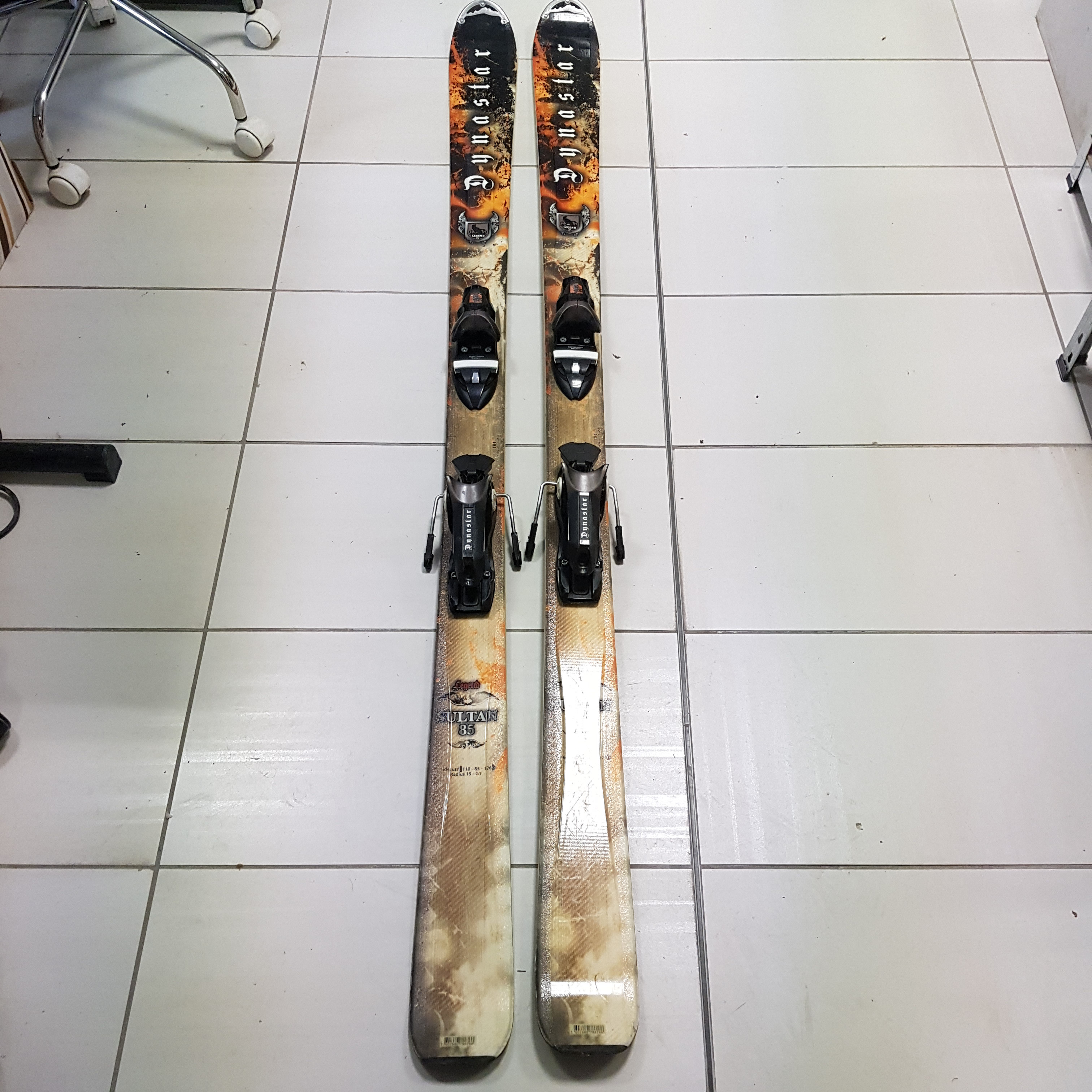 Ski DYNASTAR " legend sultan 85 " - Très bon état - Photo 3