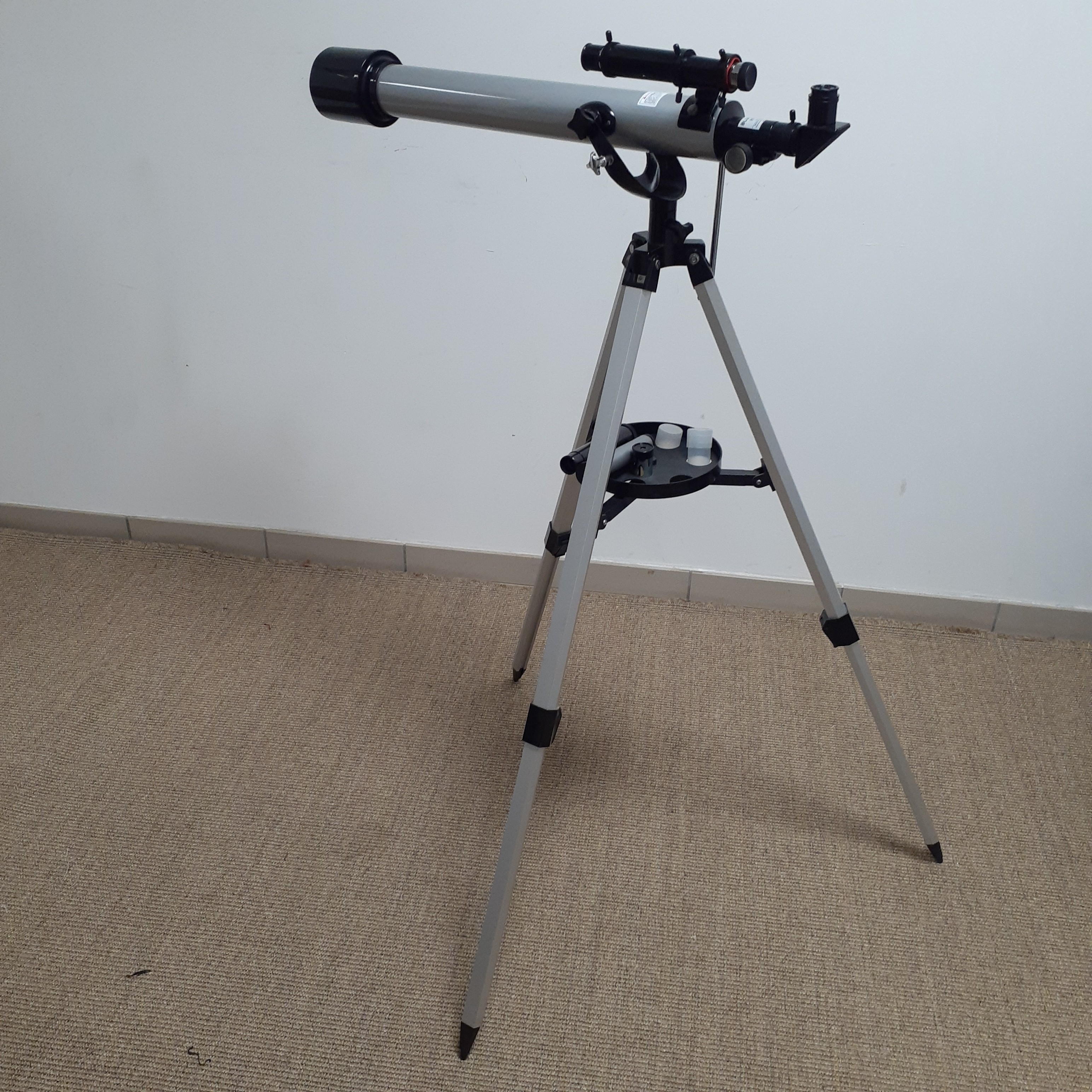 Voir photo 5 de Télescopes BT 600 Bluesky Télescopes BT 600 Bluesky Comme neuf - Vue 5 -