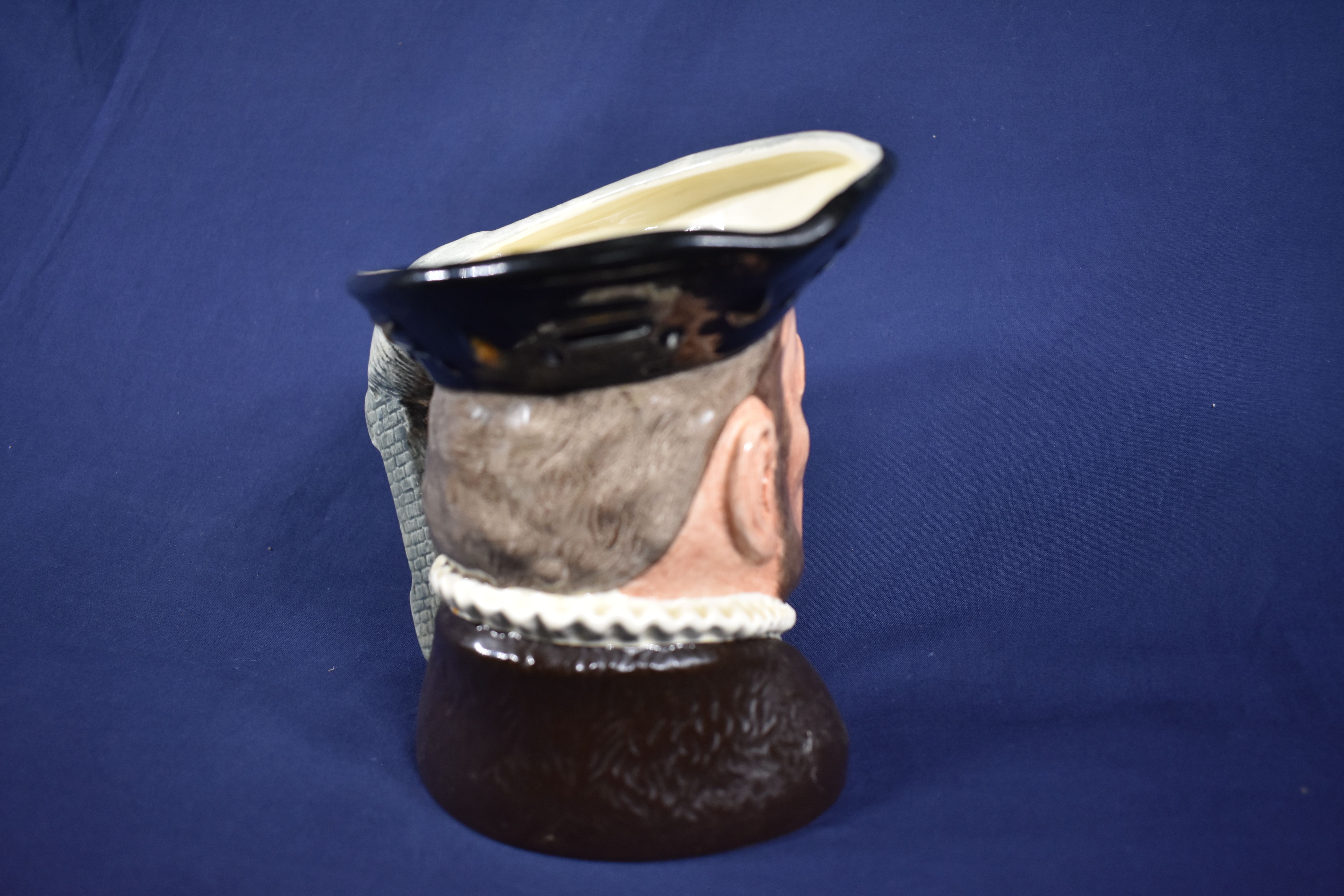 Chope-pichet " vintage " Henri VIII, Royal Doulton Angleterre hauteur 17 et diamètre 19 cm - Bon état - Photo 7