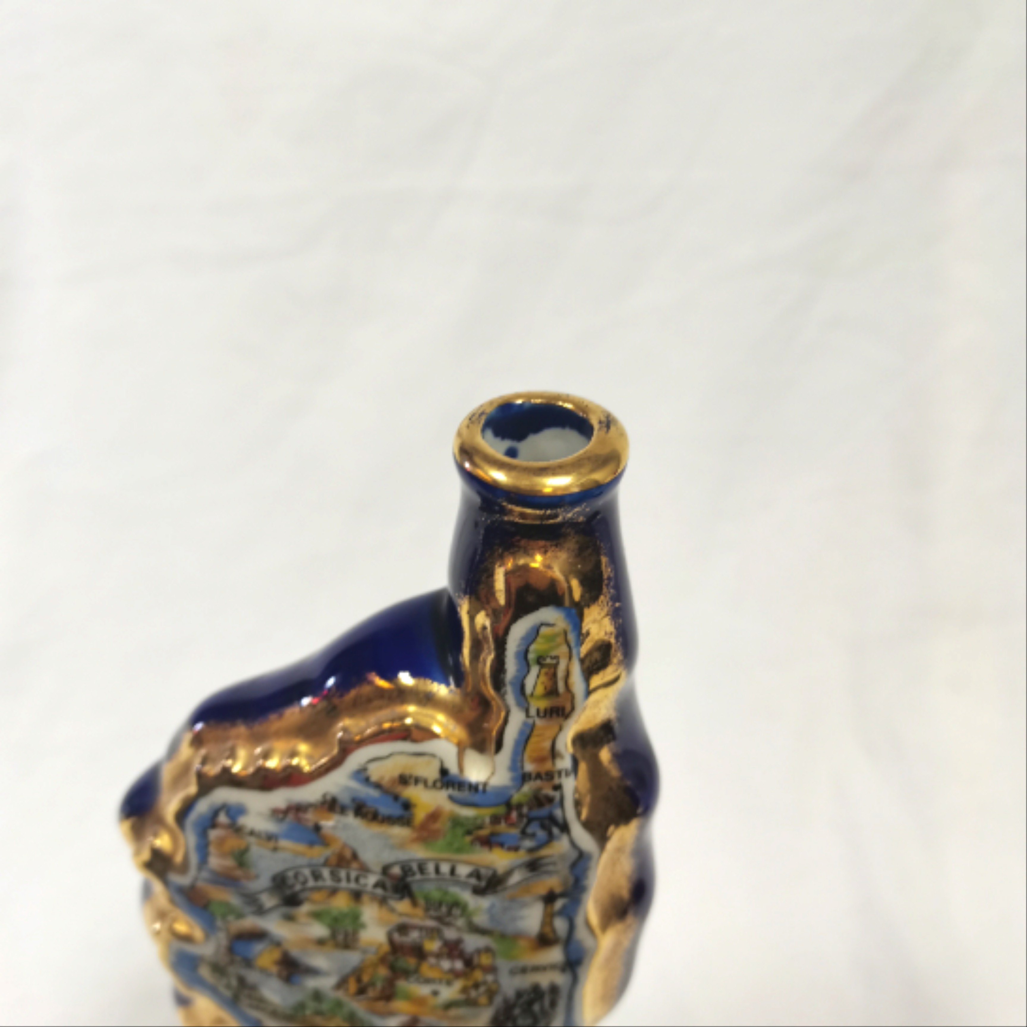 Vase avec la carte de la corse - liseré doré - estampillé - Bon état - Photo 3