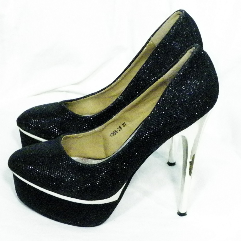 Escarpin Noir GISBLOOD Pointure 37. Bon état -  reconditionné disponible sur Label Emmaüs