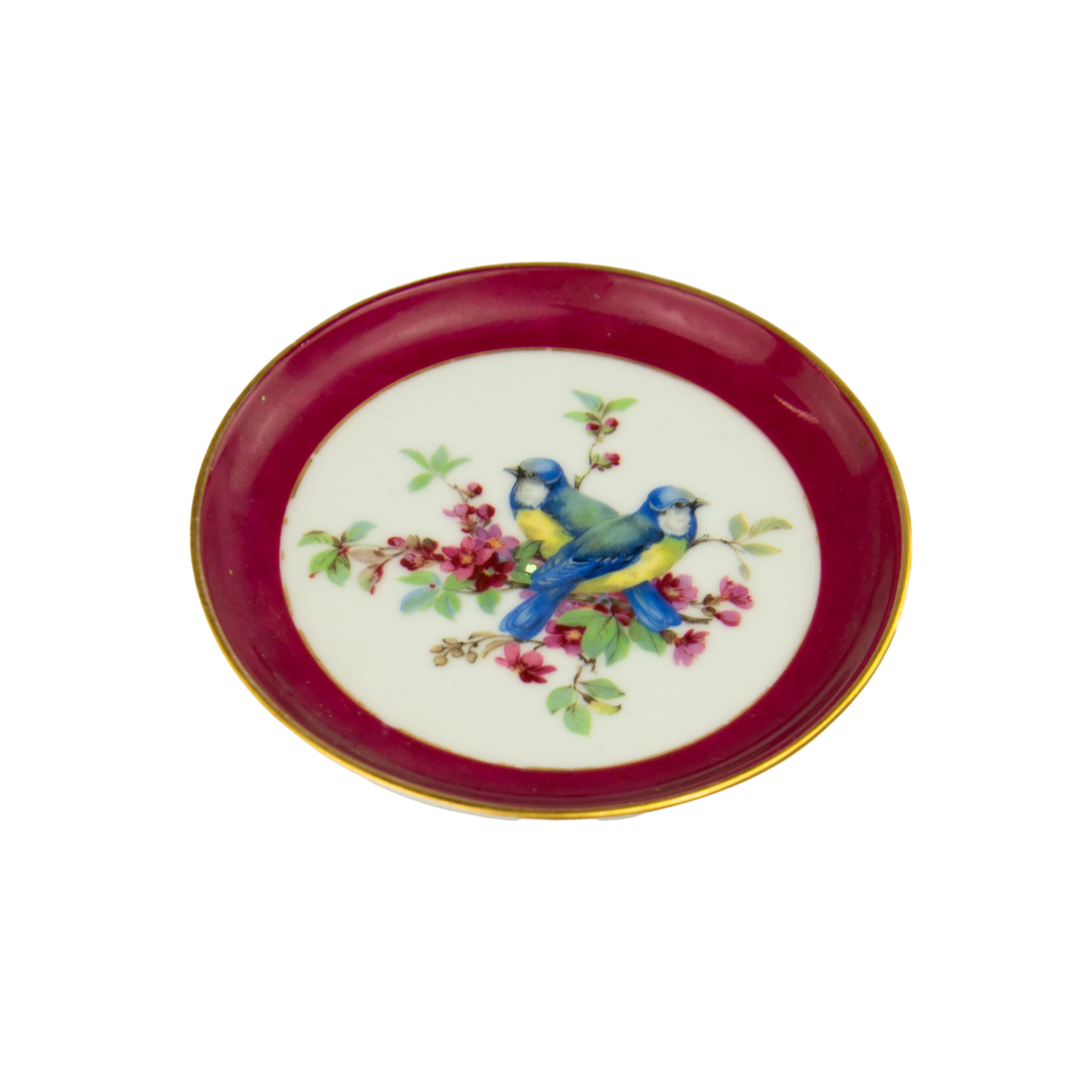 Acheter Assiette décorative avec bord rouge, bordure dorée et dessin fin d'oiseaux sur des branches Kaiser Germany Très bon état - 12,00 € Assiette décorative avec bord rouge, bordure dorée et dessin fin d'oiseaux sur des branches Kaiser Germany Très bon état - reconditionné disponible sur Label Emmaüs