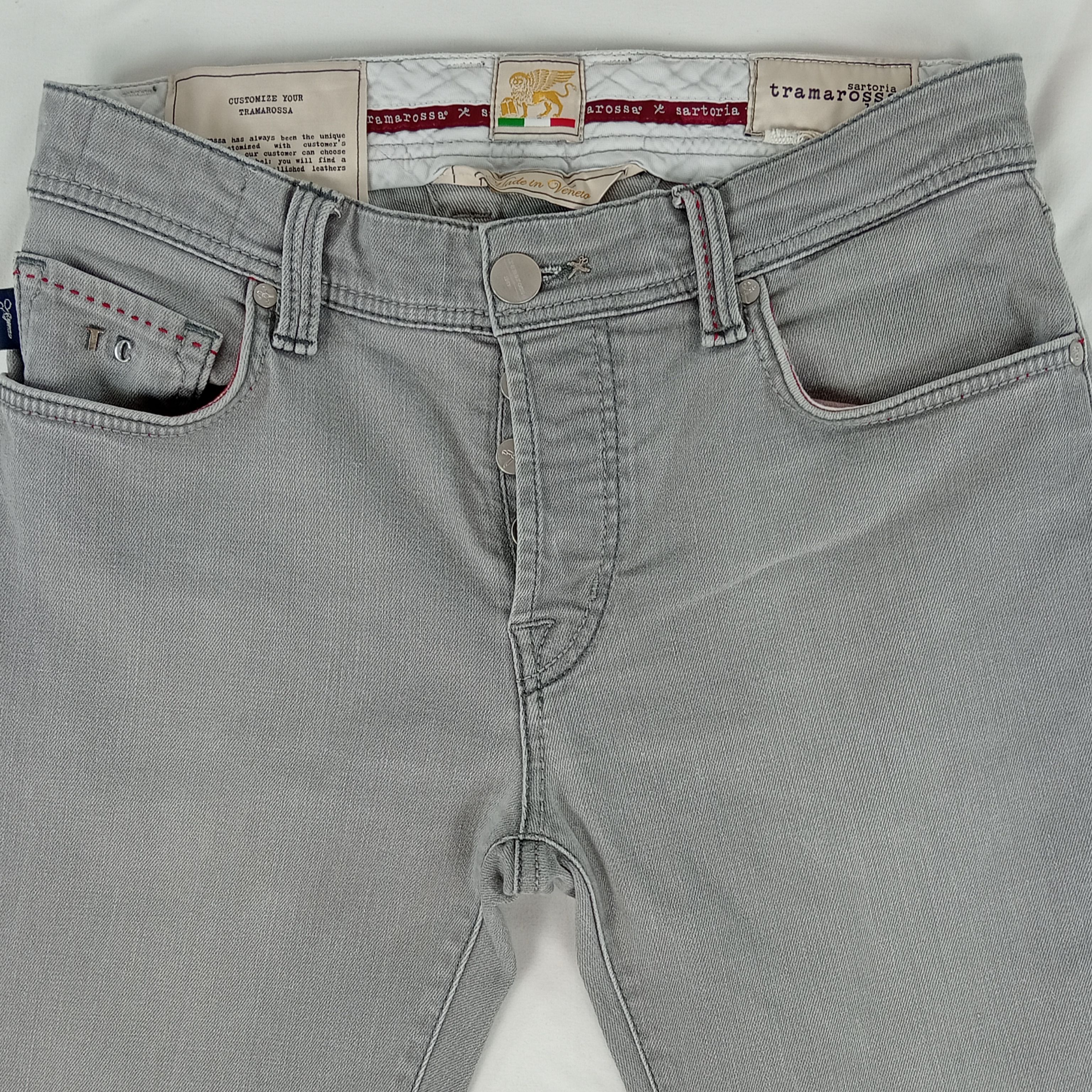 Jean italien- homme - marque tramarossa - coupe longue - couleur gris - taille M - US 30/ FR 40 Très bon état - Vue 4 - 