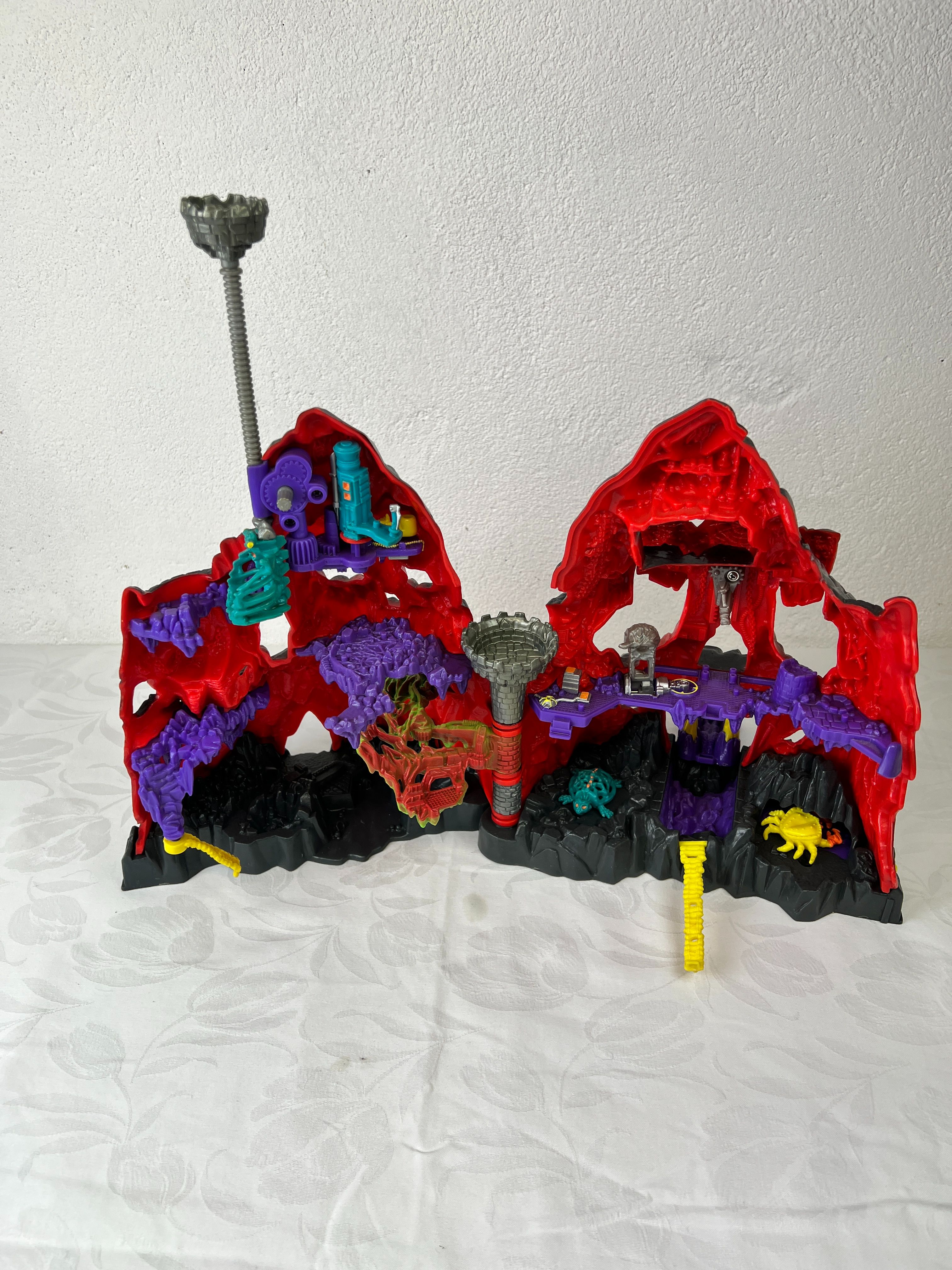 Voir photo 6 de Mighty Max "Trapped in Skull Mountain" Bluebird 1992 Mighty Max "Trapped in Skull Mountain" Bluebird 1992 Très bon état - Vue 6 -