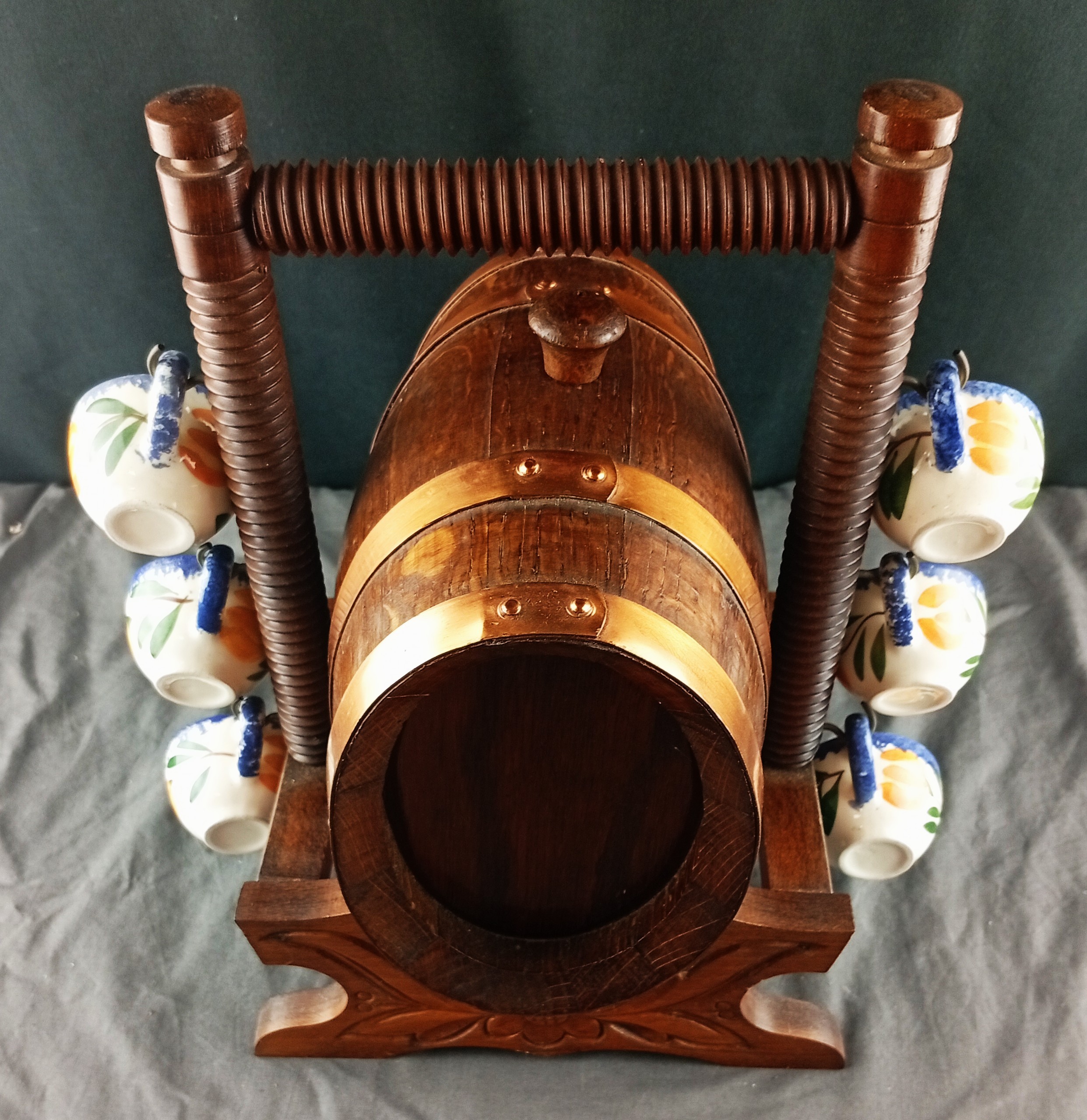 Baril à boissons en chêne avec ses six tasses- Chêne garantie étanche- Décoration vintage - Photo 3
