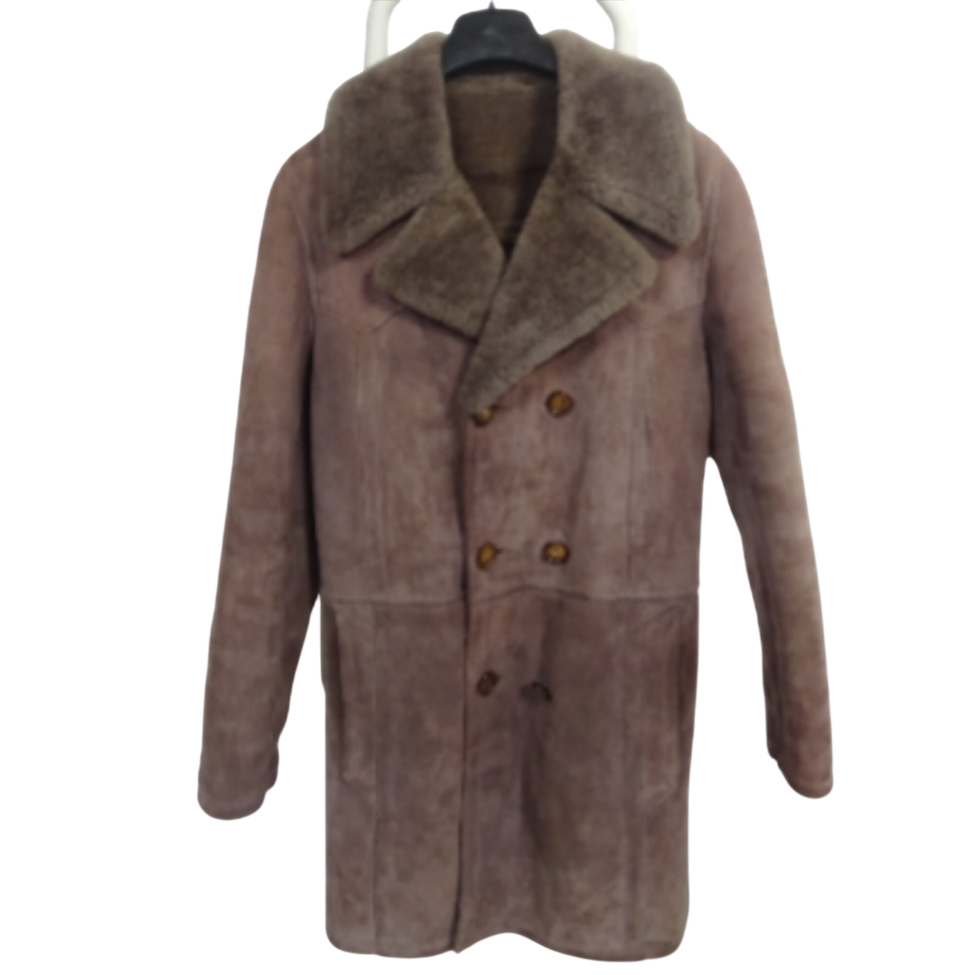Acheter Manteau d'hiver femme taille 38. Très bon état - 40,00 € Manteau d'hiver femme taille 38. Très bon état - reconditionné disponible sur Label Emmaüs