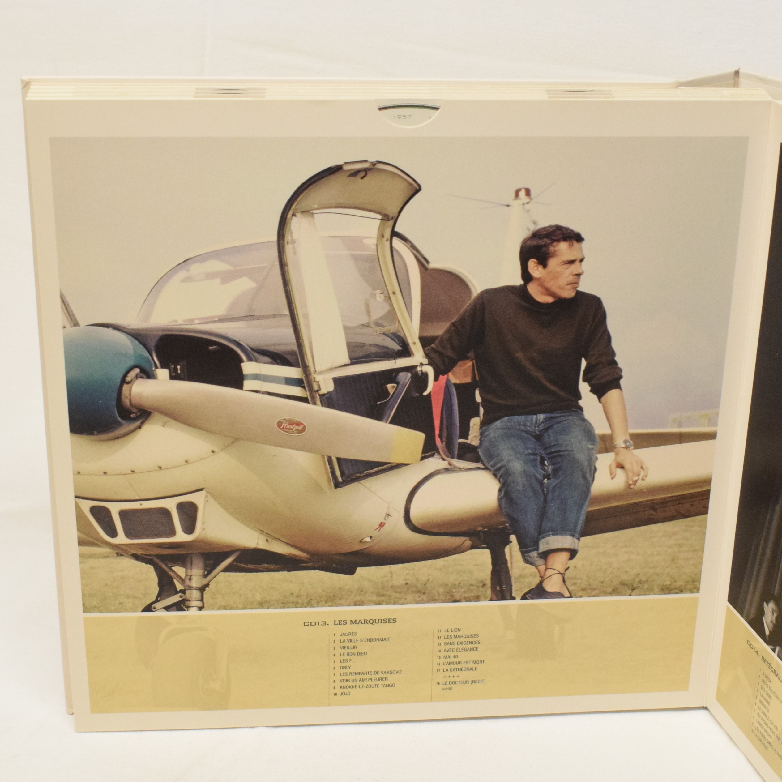 Livre coffret 21 CDs avec livre 58 pages et fac similé de documents Jacques Brel Intégrale Bon état - Vue 4 - 