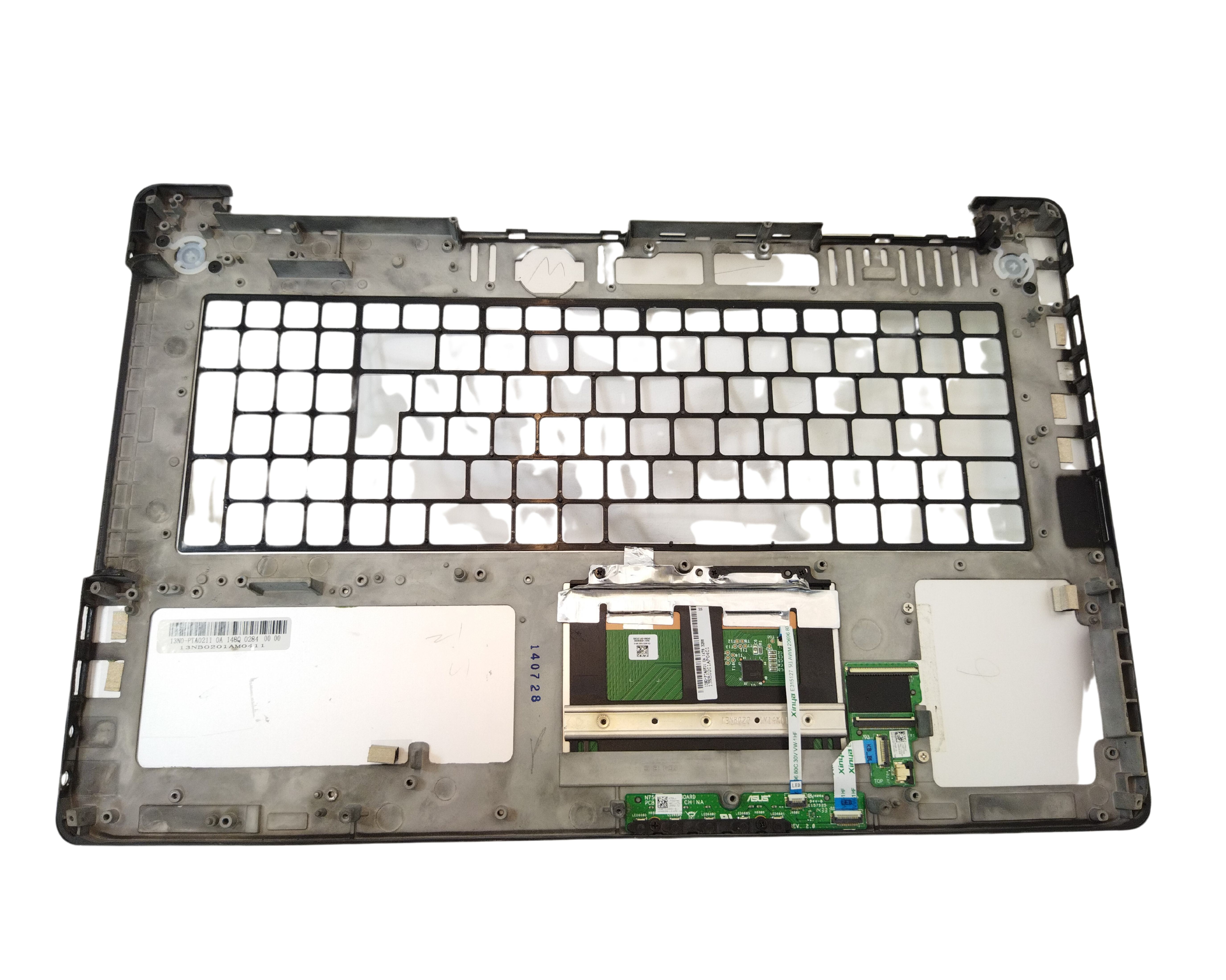 Voir photo 3 de Repose mains Asus N750J Repose mains Asus N750J Bon état - Vue 3 -