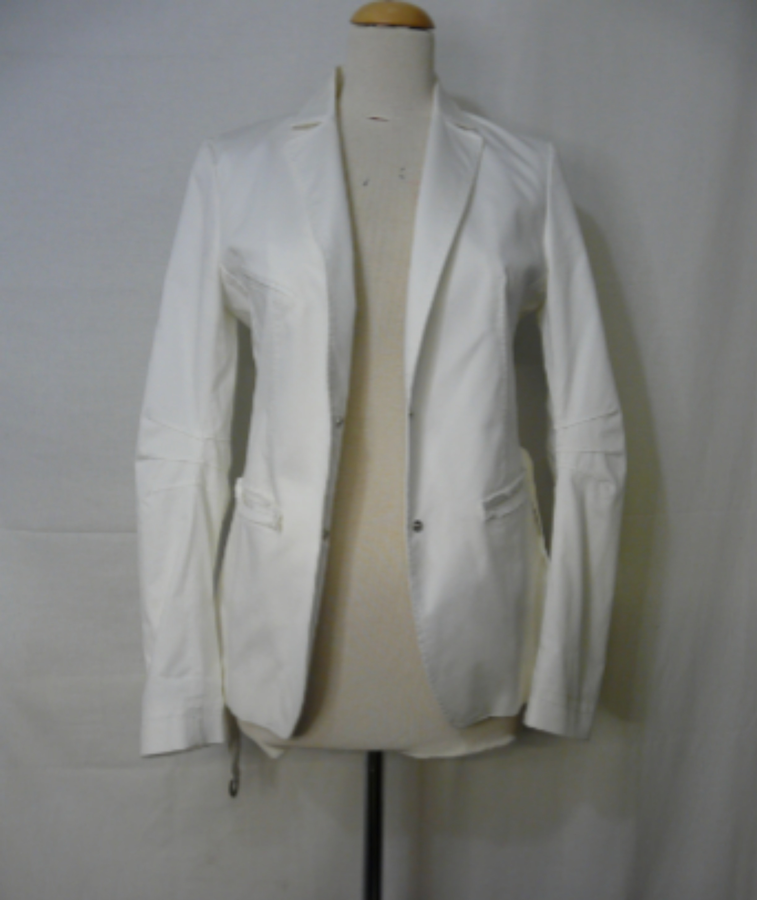 Voir photo 2 de M79 - Veste mi-longue légère - IKKS - Taille 38 M79 - Veste mi-longue légère - IKKS - Taille 38 - Vue 2 -
