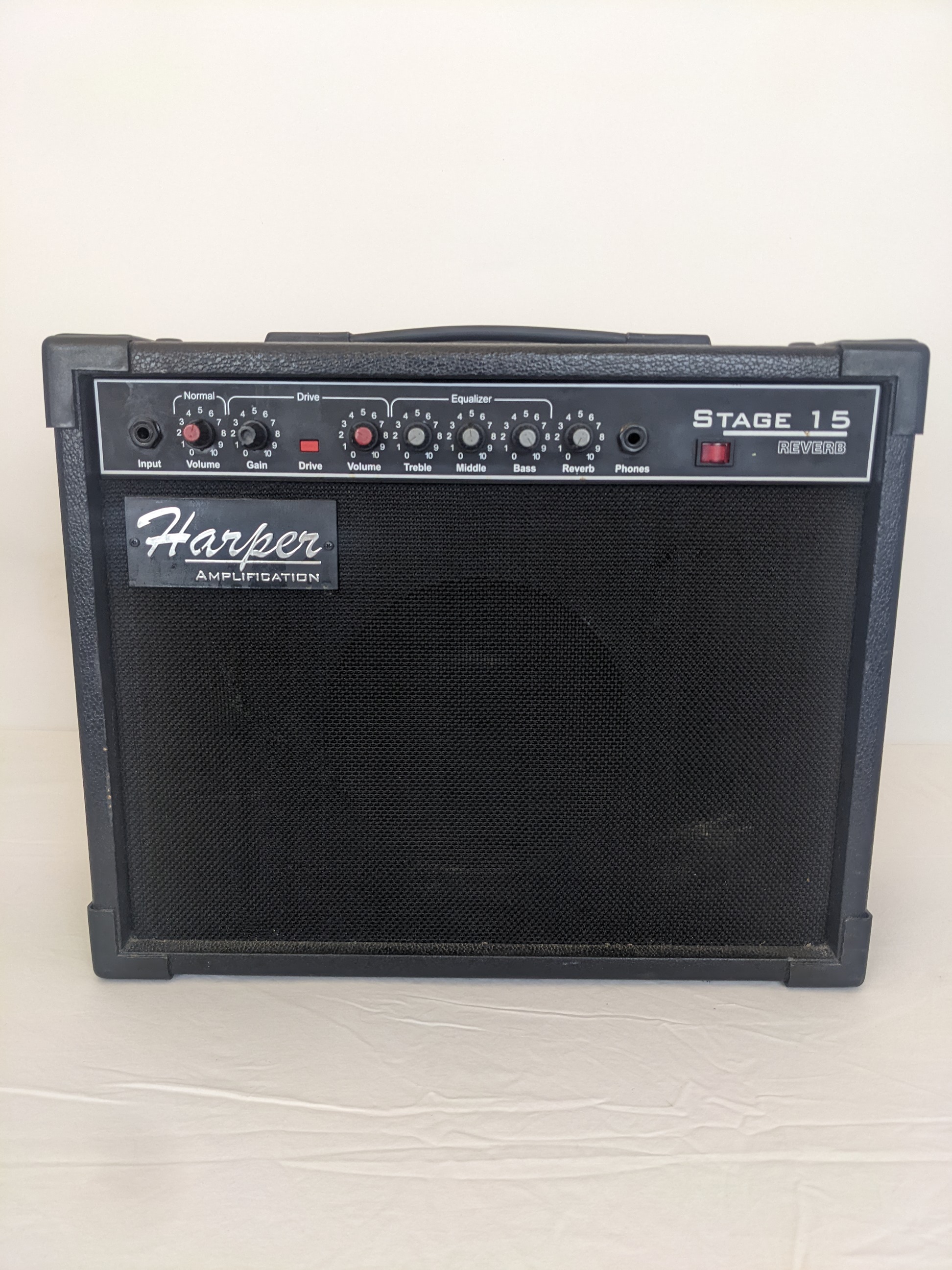 Amplificateur - Harper 15 - Design Cb-3-2002