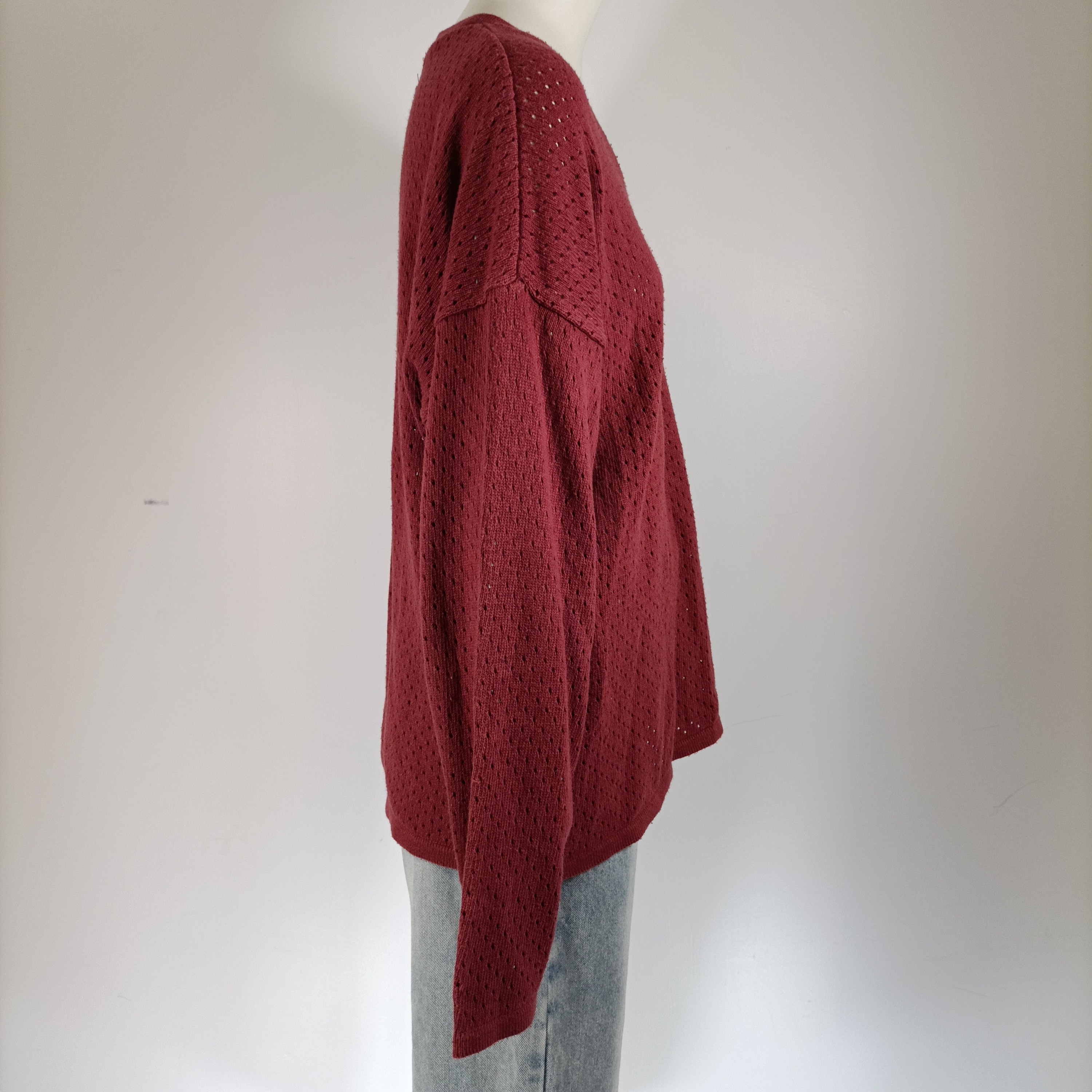 Pull ajouré bordeaux Versace Jeans Couture en coton, coupe ample et col V tendance Comme neuf - Vue 5 - 