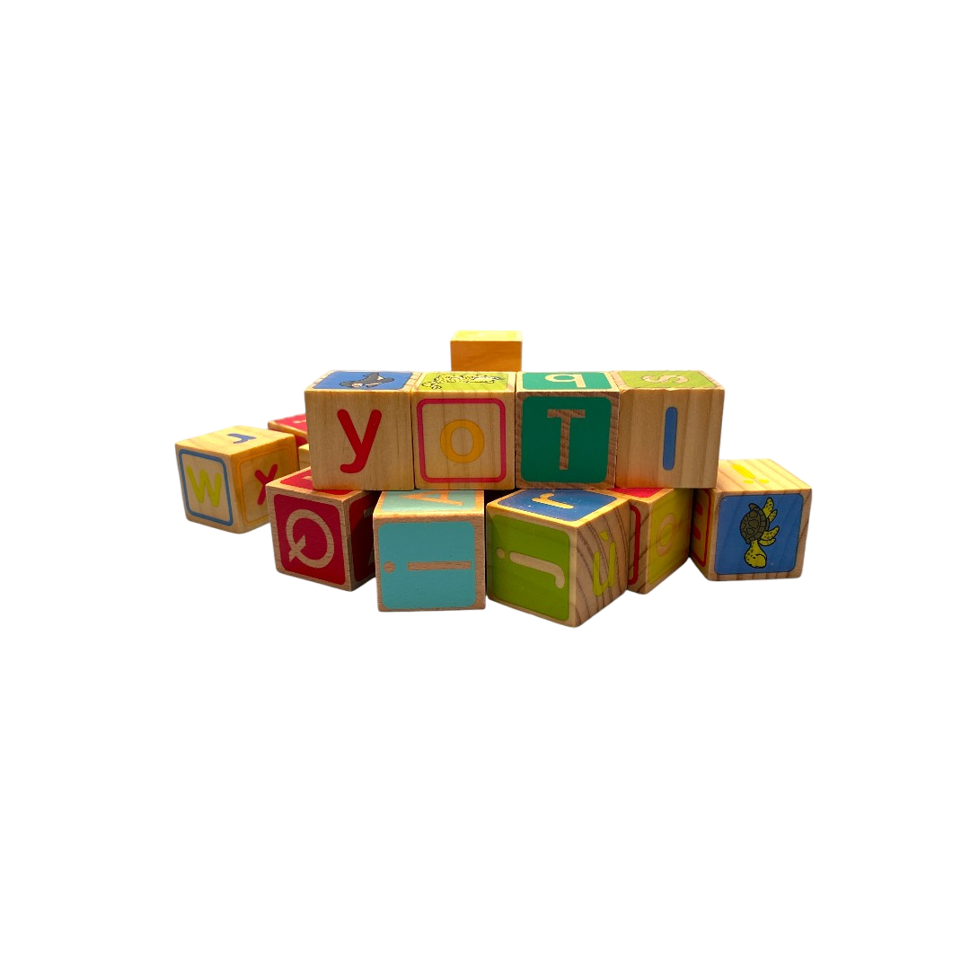 Cube en bois alphabétique - x26  -  reconditionné disponible sur Label Emmaüs