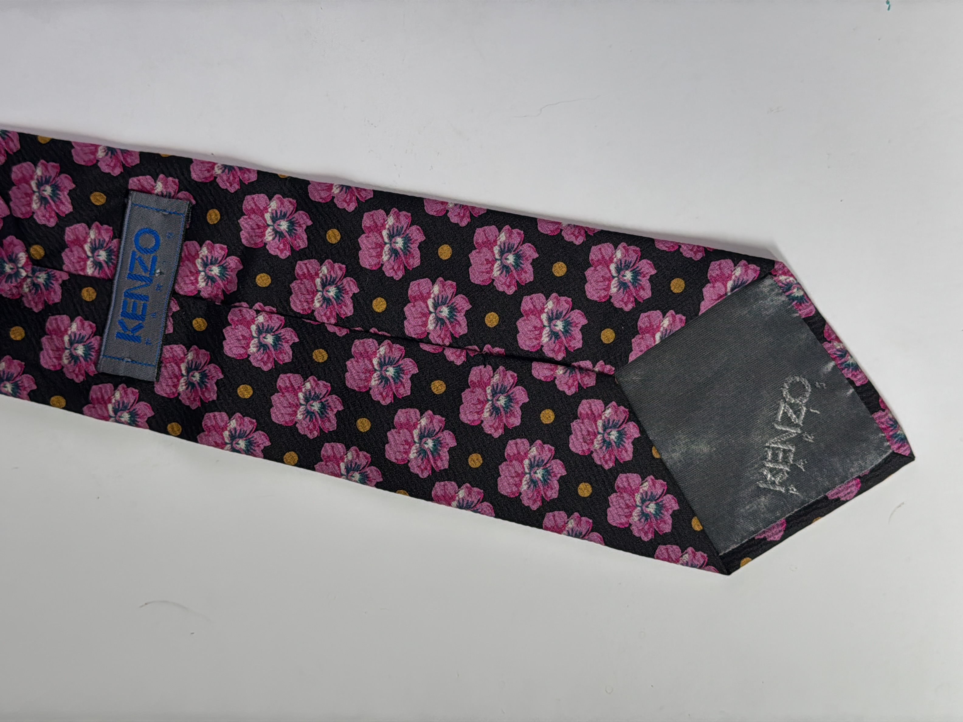 Cravate Kenzo noire à fleurs 🌸 - Photo 2