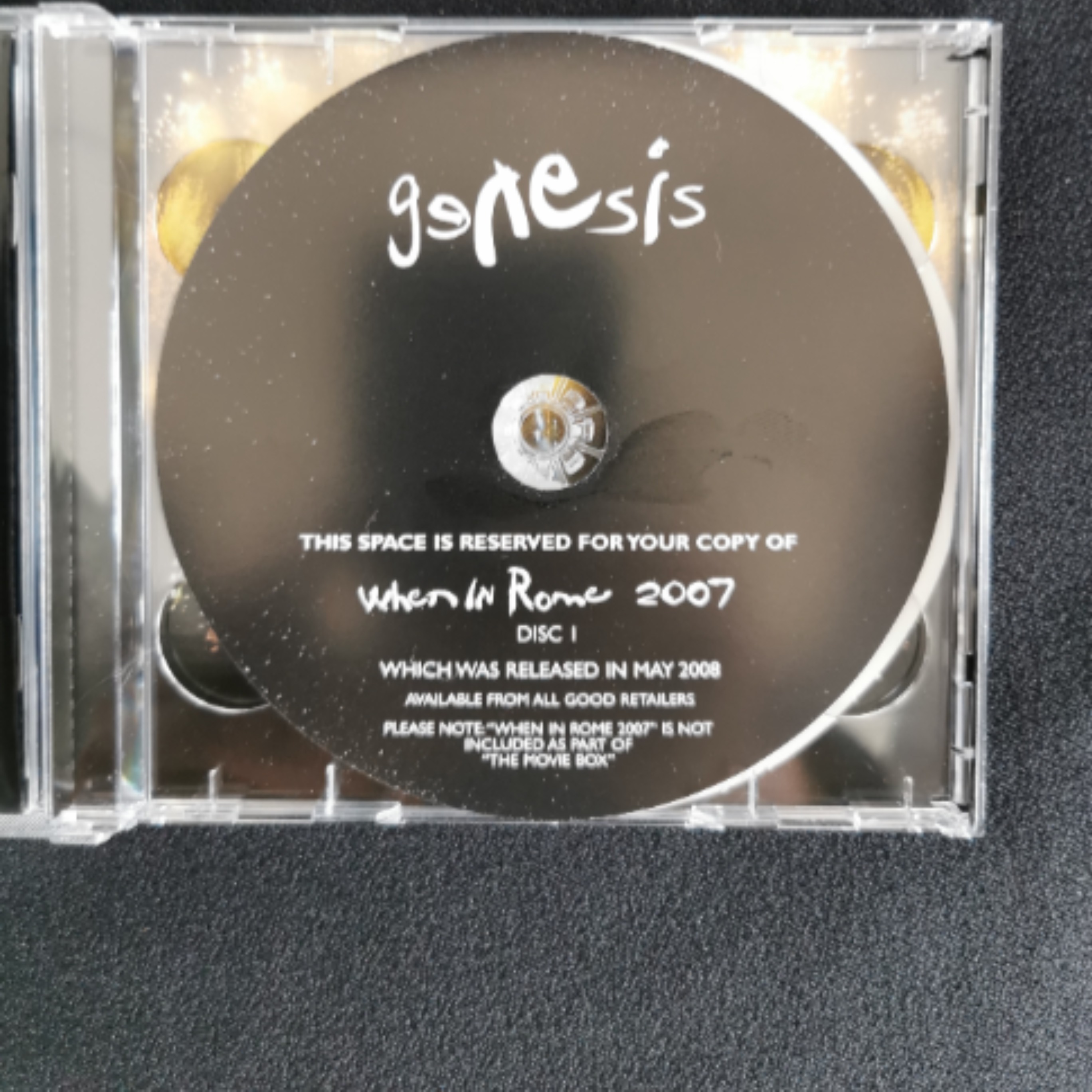 Voir photo 4 de Coffret Collector GENESIS The Movie Box 1981-2007 + DVD When In Rome # Coffret Collector GENESIS The Movie Box 1981-2007 + DVD When In Rome # Très bon état - Vue 4 -