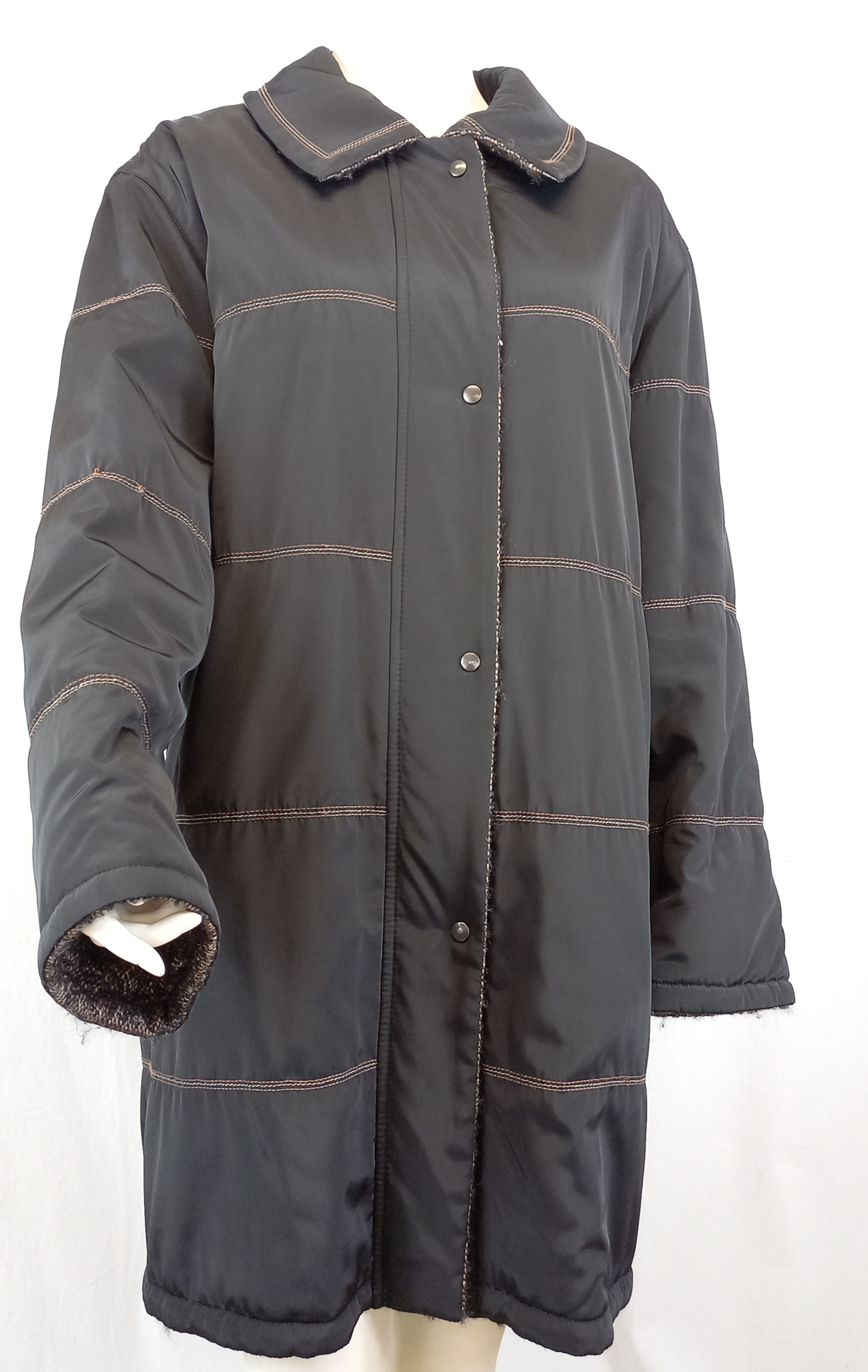Manteau réversible lainage moucheté ou coutures noir brunes clous sur col et poches Très bon état - Vue 6 - 