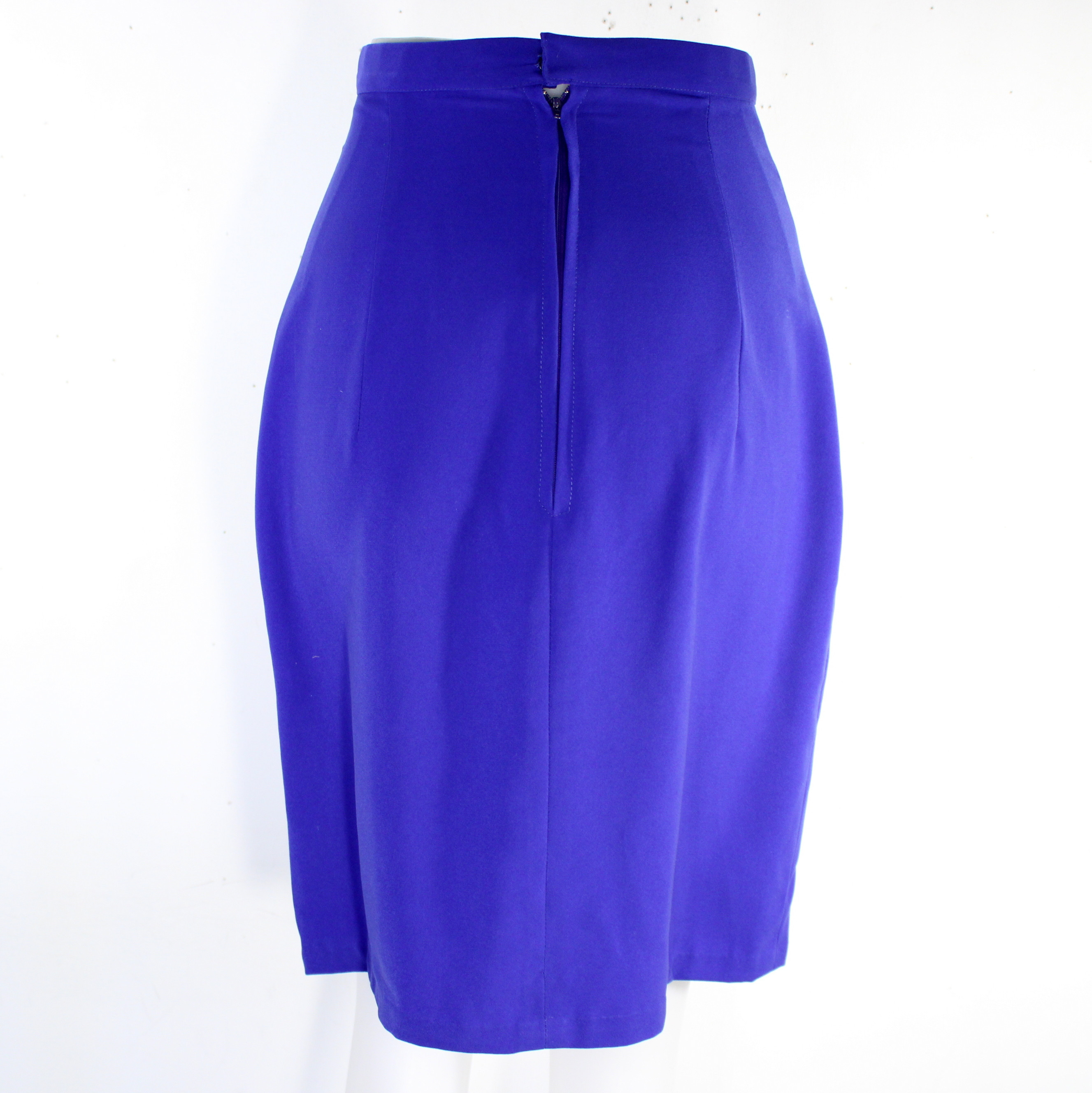 Jupe Bleue Electrique Taille Estimée 34 - Photo 1